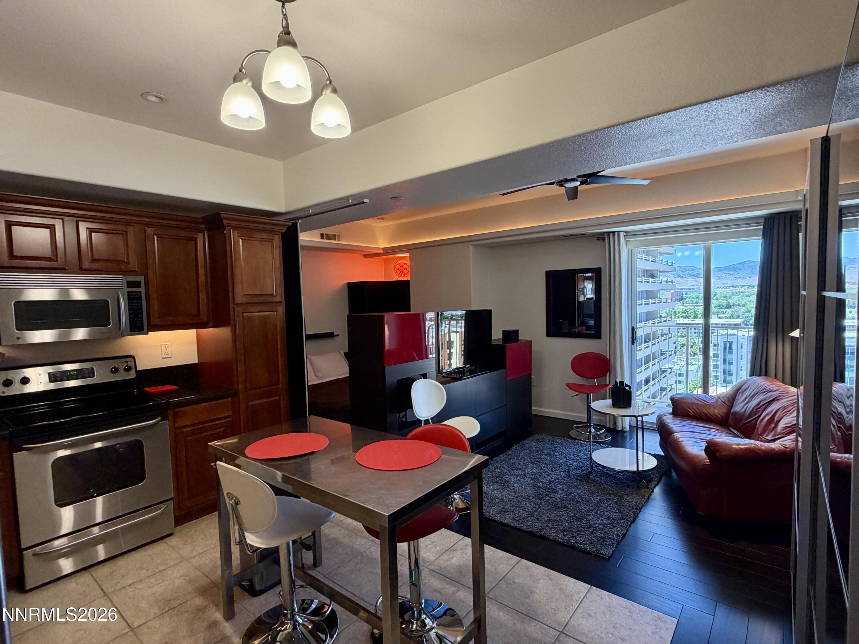 200 W 2nd Street APT 1010