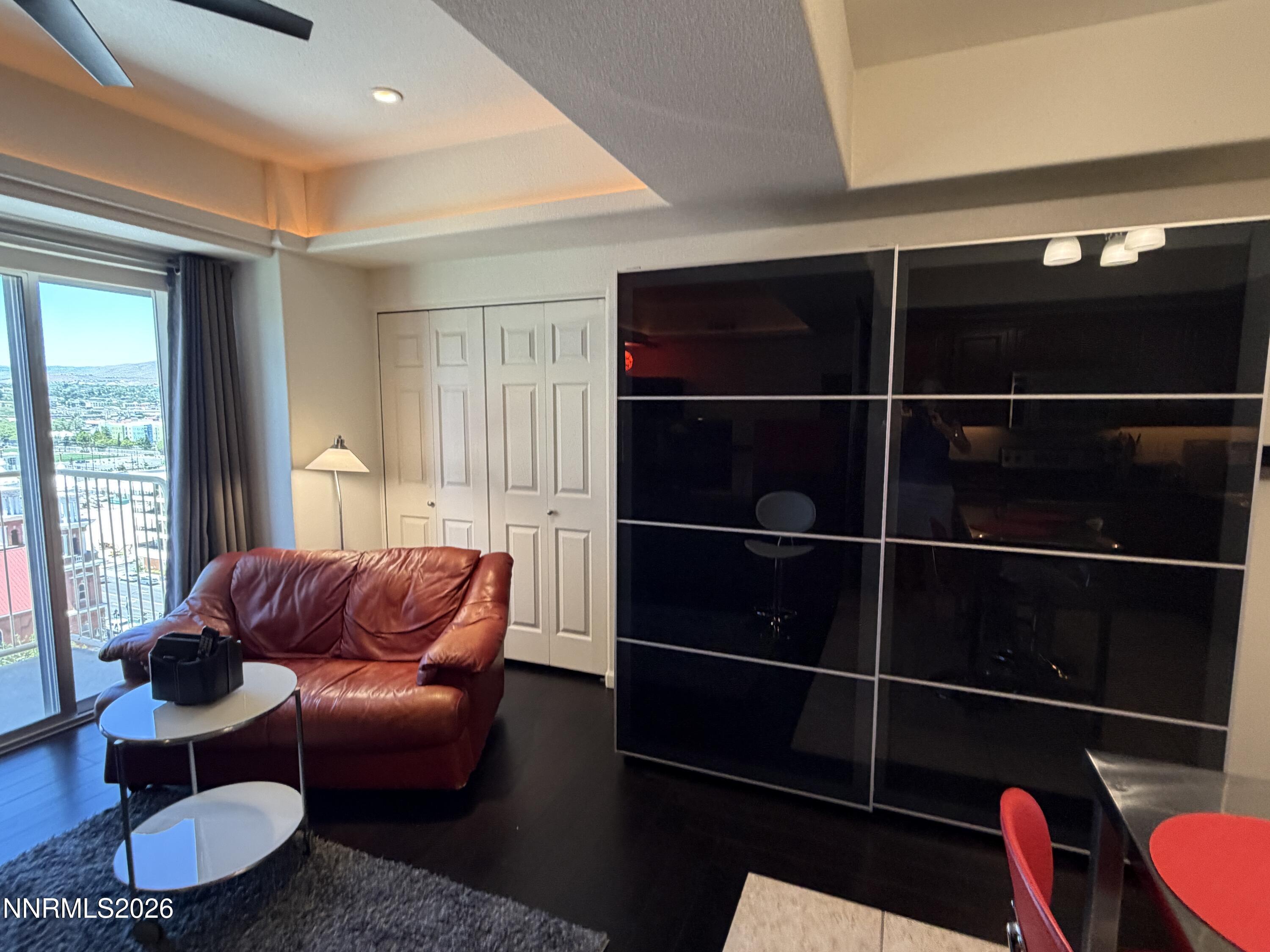 200 W 2nd Street APT 1010