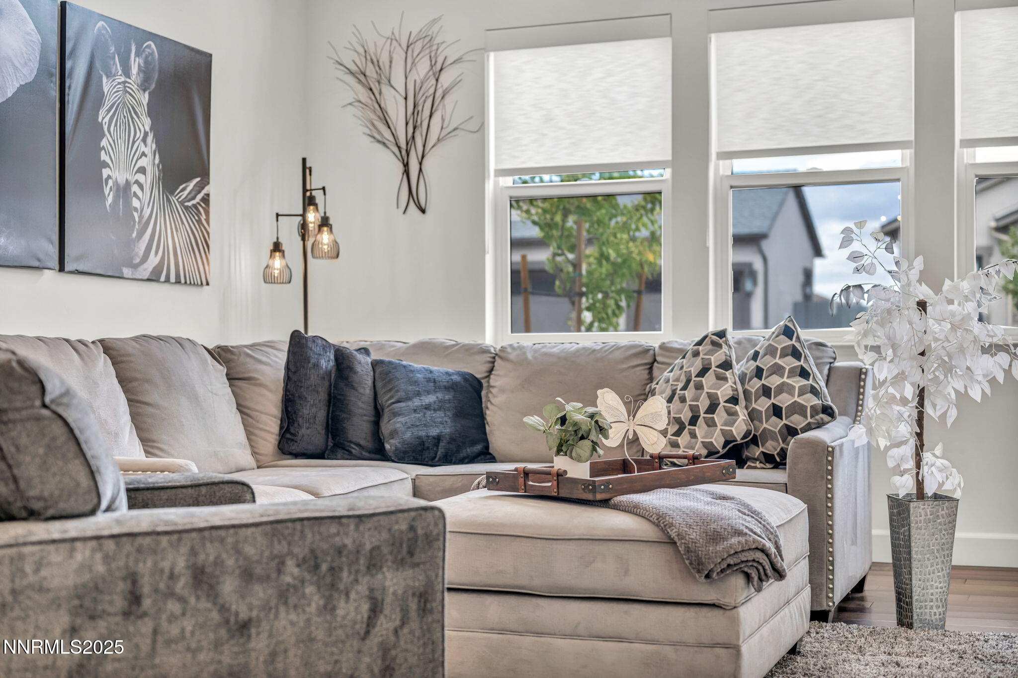 83-web-or-mls-2348-hammer-fls-dr