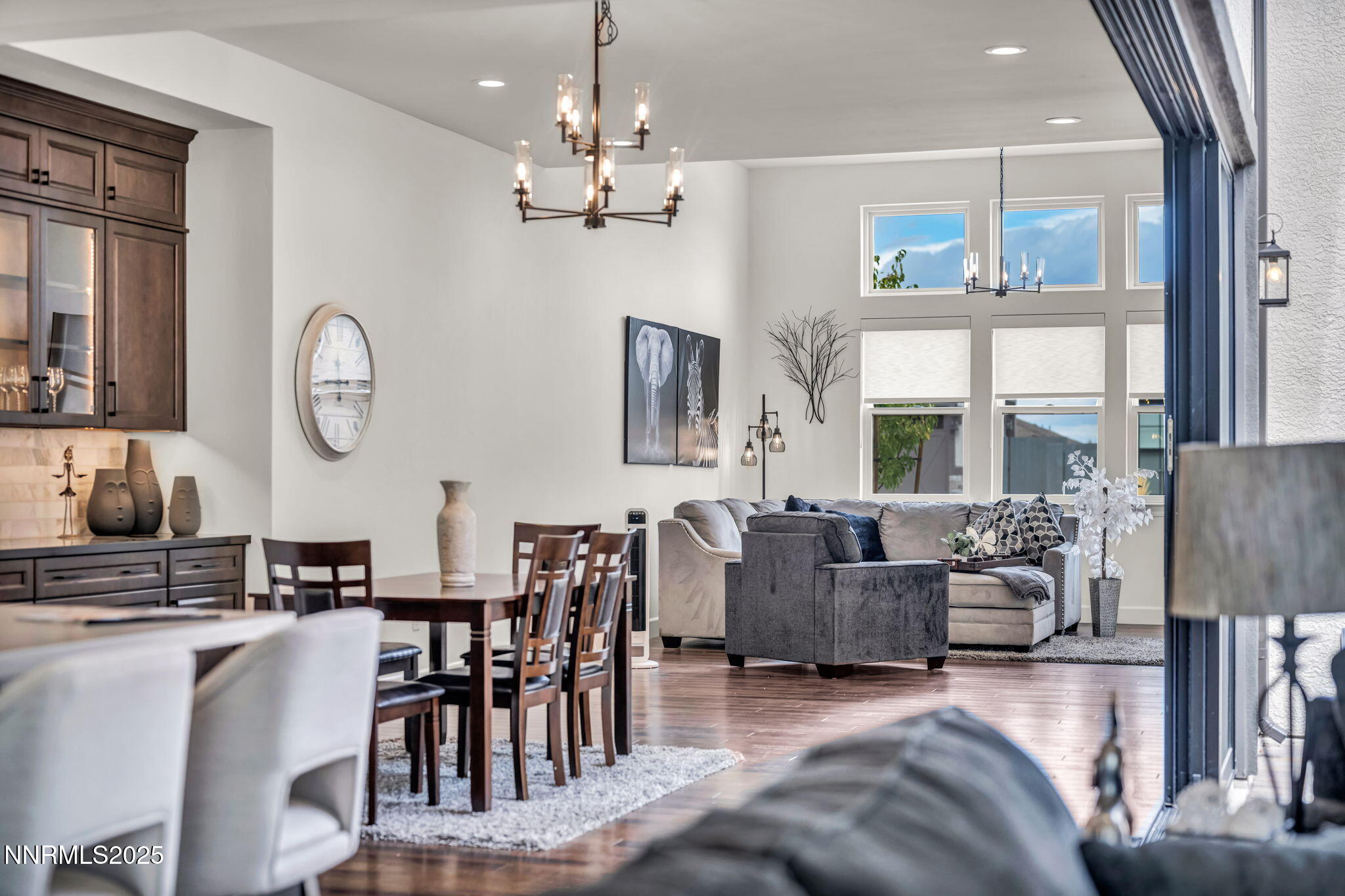 82-web-or-mls-2348-hammer-fls-dr