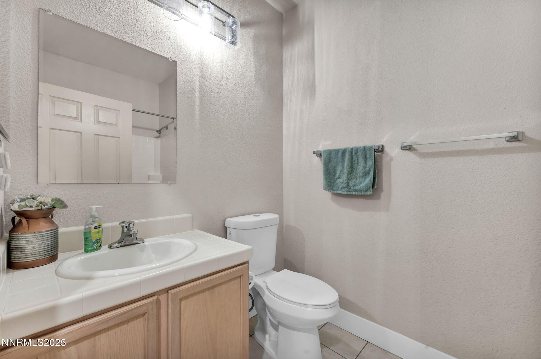 Sparks, Nevada 89436, United States, 2 Bedrooms Bedrooms, ,2 BathroomsBathrooms,Residential,Active,216994