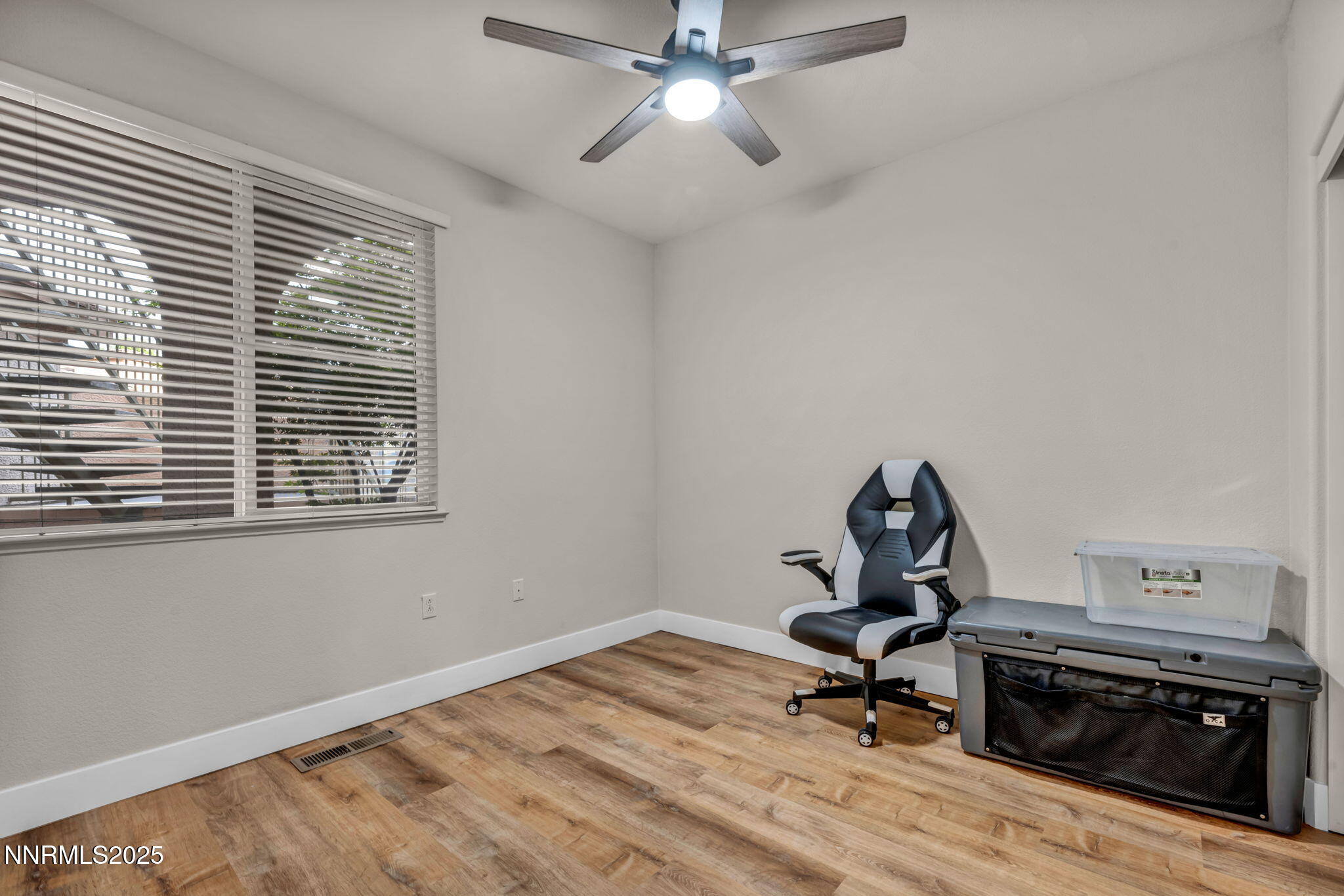 Sparks, Nevada 89436, United States, 2 Bedrooms Bedrooms, ,2 BathroomsBathrooms,Residential,Active,216994