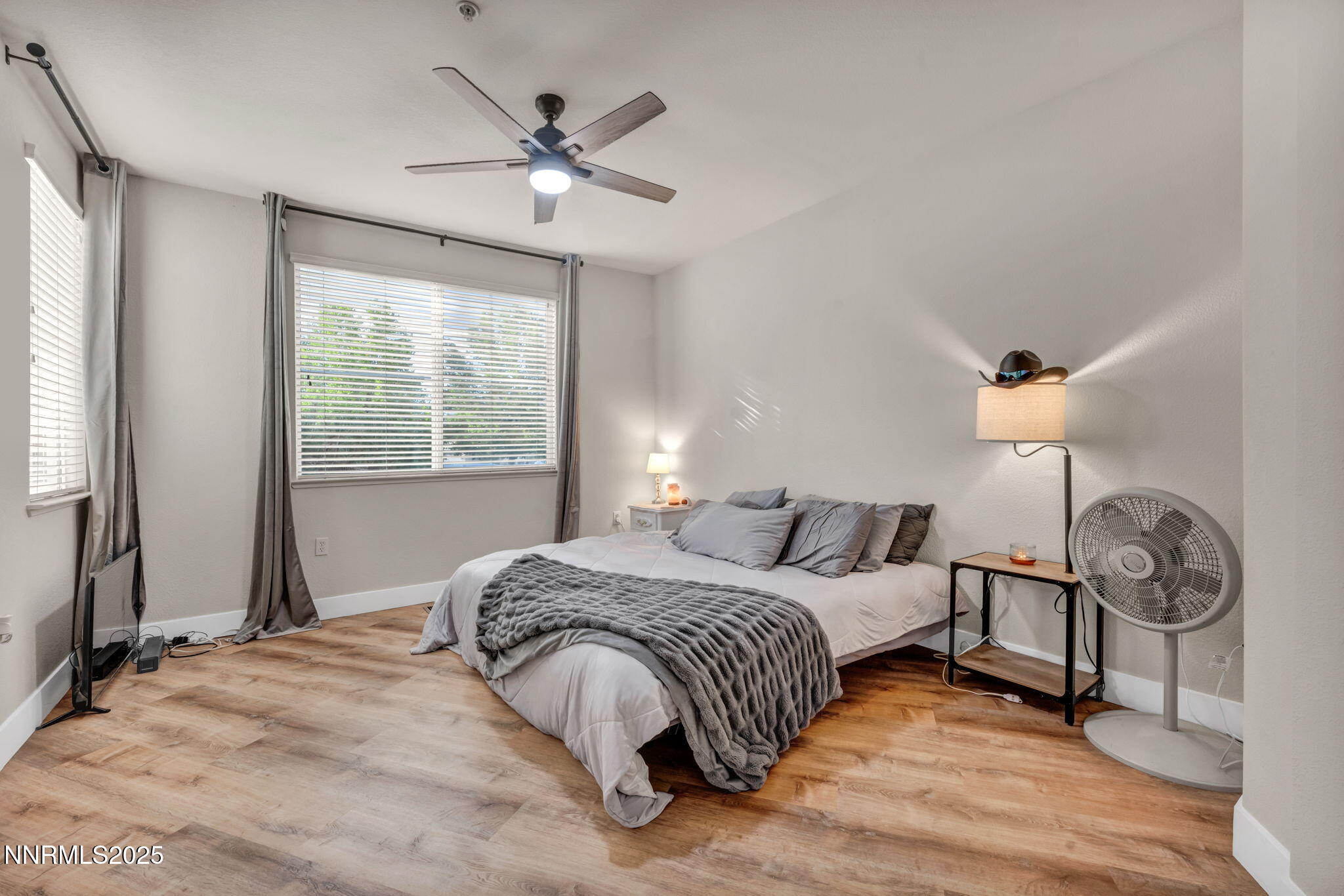 Sparks, Nevada 89436, United States, 2 Bedrooms Bedrooms, ,2 BathroomsBathrooms,Residential,Active,216994