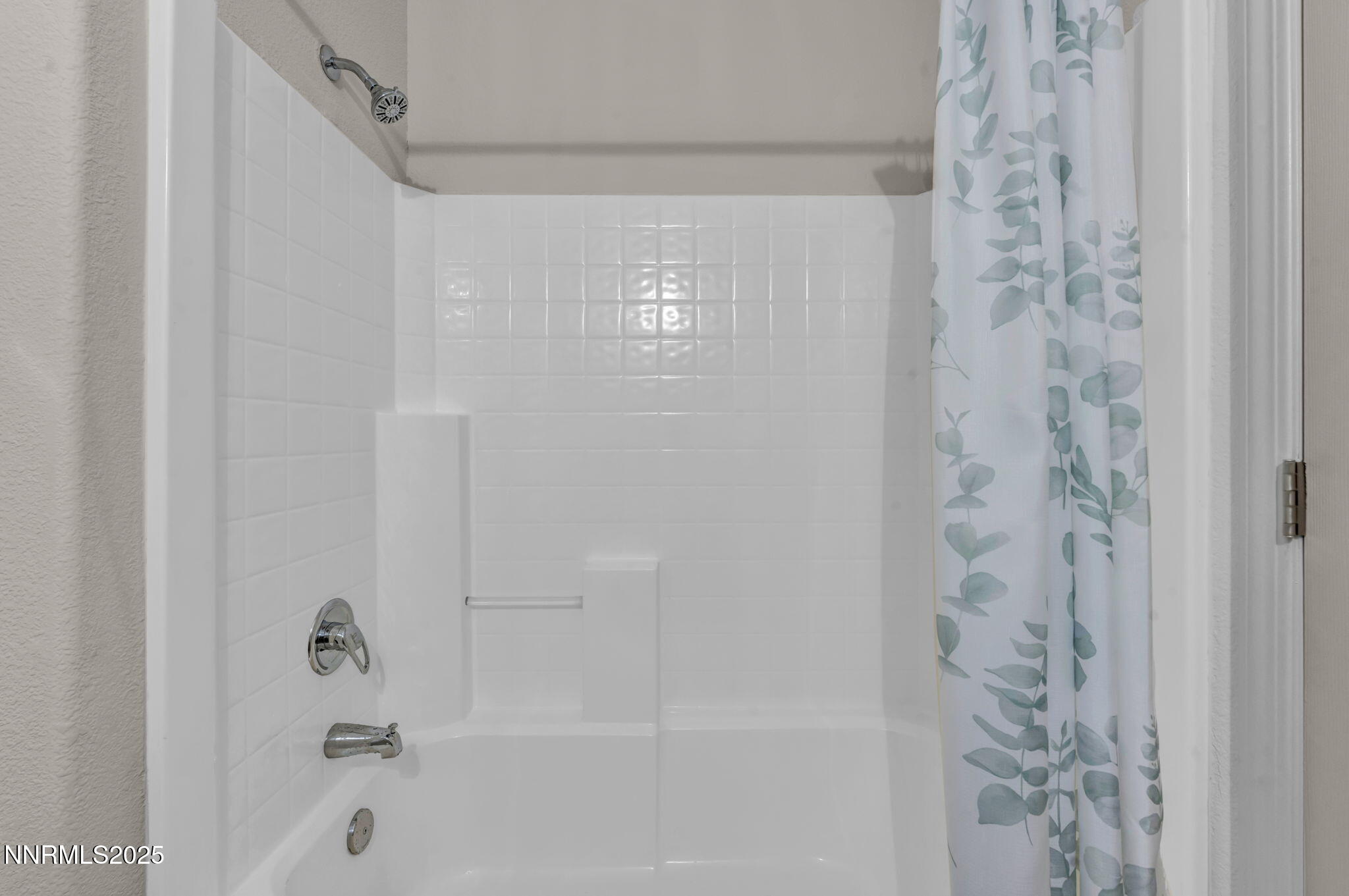 Sparks, Nevada 89436, United States, 2 Bedrooms Bedrooms, ,2 BathroomsBathrooms,Residential,Active,216994