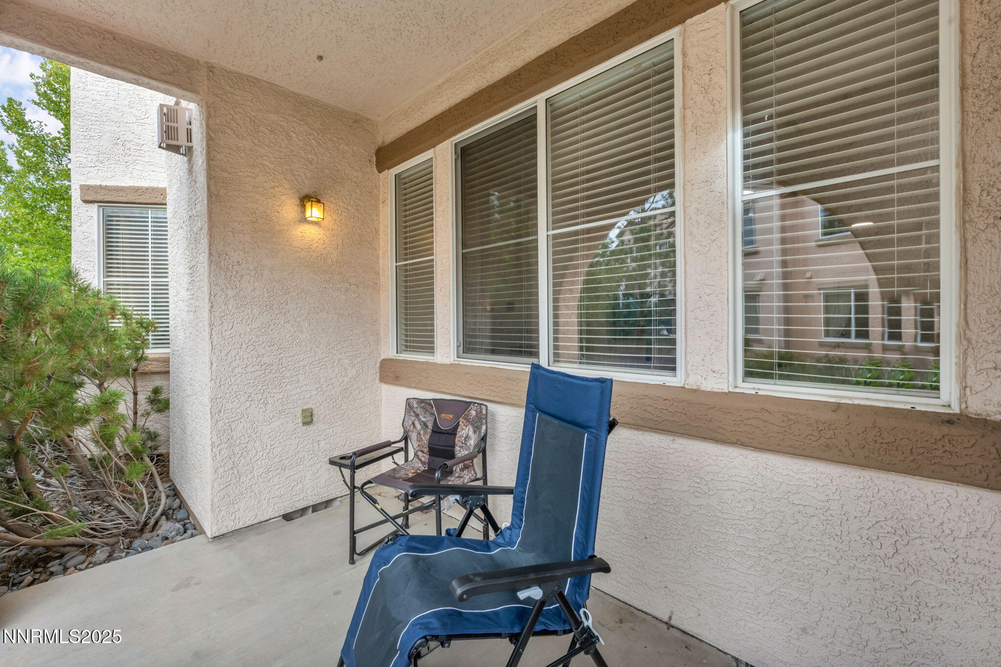 Sparks, Nevada 89436, United States, 2 Bedrooms Bedrooms, ,2 BathroomsBathrooms,Residential,Active,216994