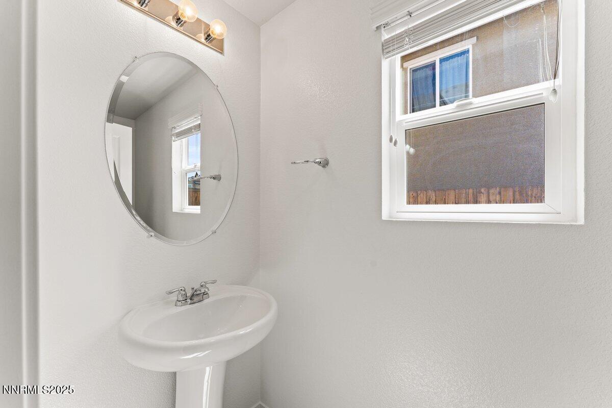 10965 Bloomsburg Dr Reno NV 89506 27 of