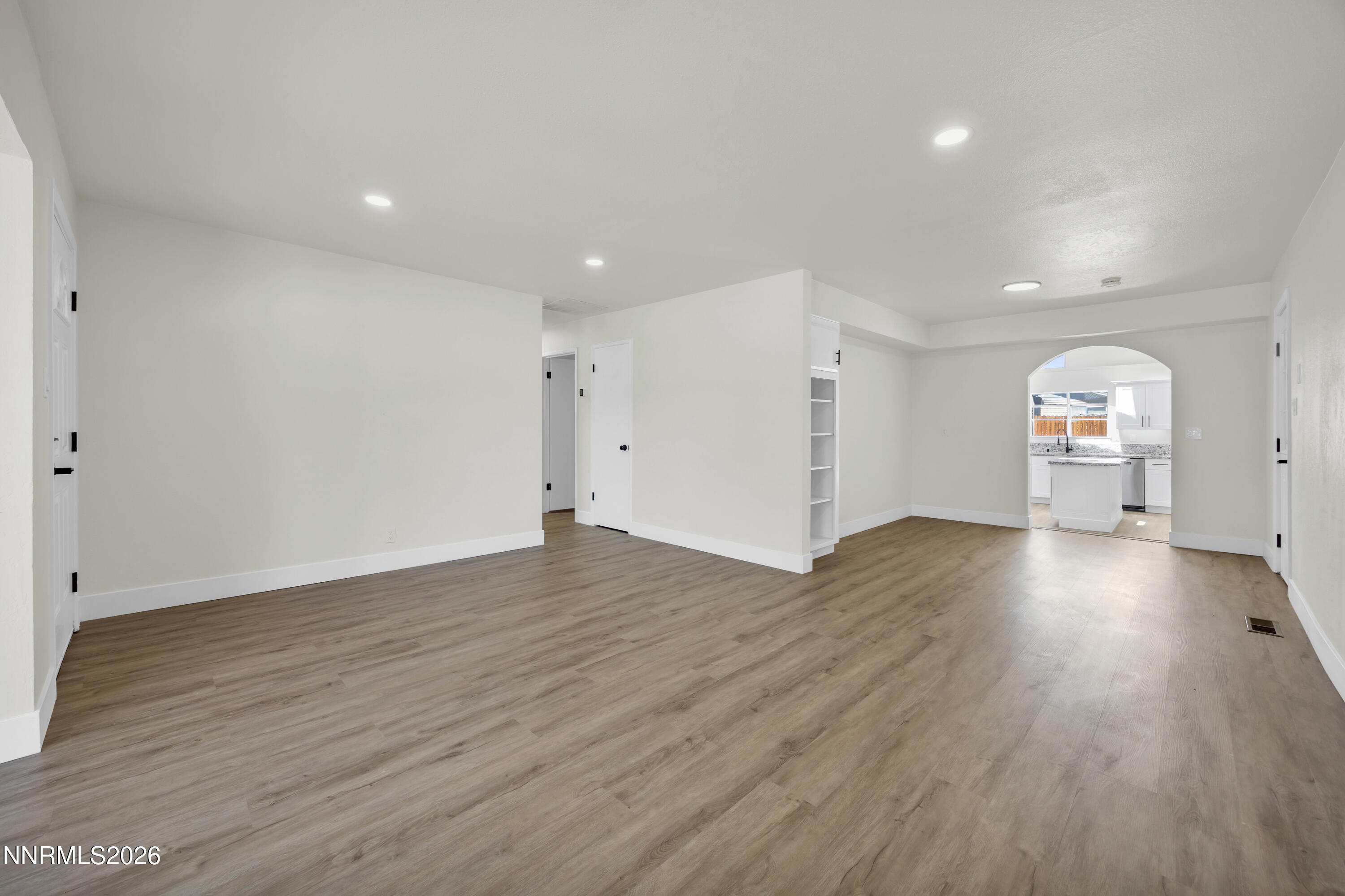 136 York Way