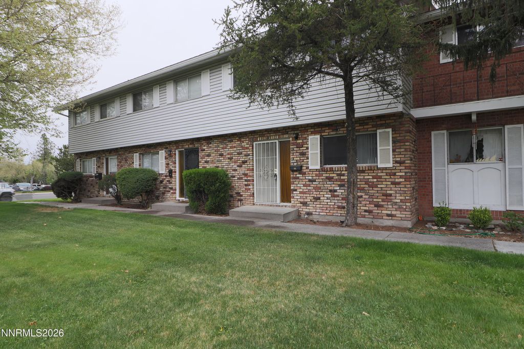 Photo of 22 Smithridge Park, Reno, NV 89502 (MLS # 260005782)