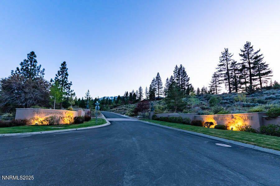 Bennnington Ct at Dusk