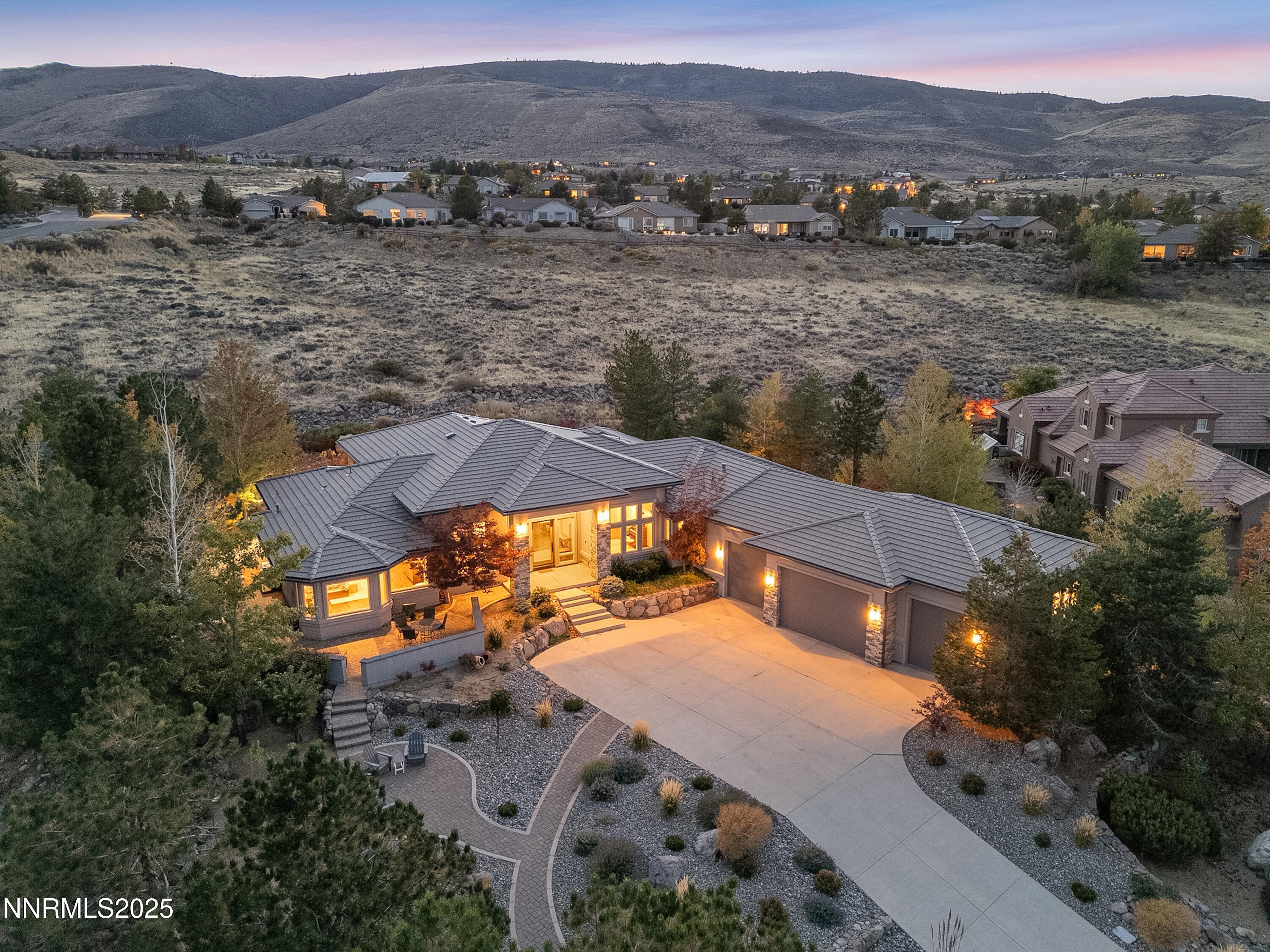 7_dji_20251009190055_0042_d