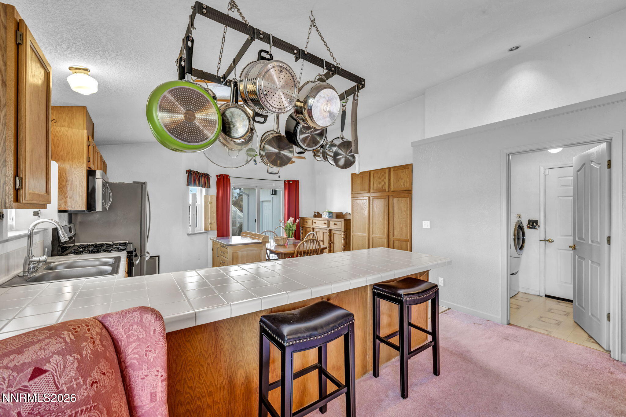 55-web-or-mls-840-russell-way