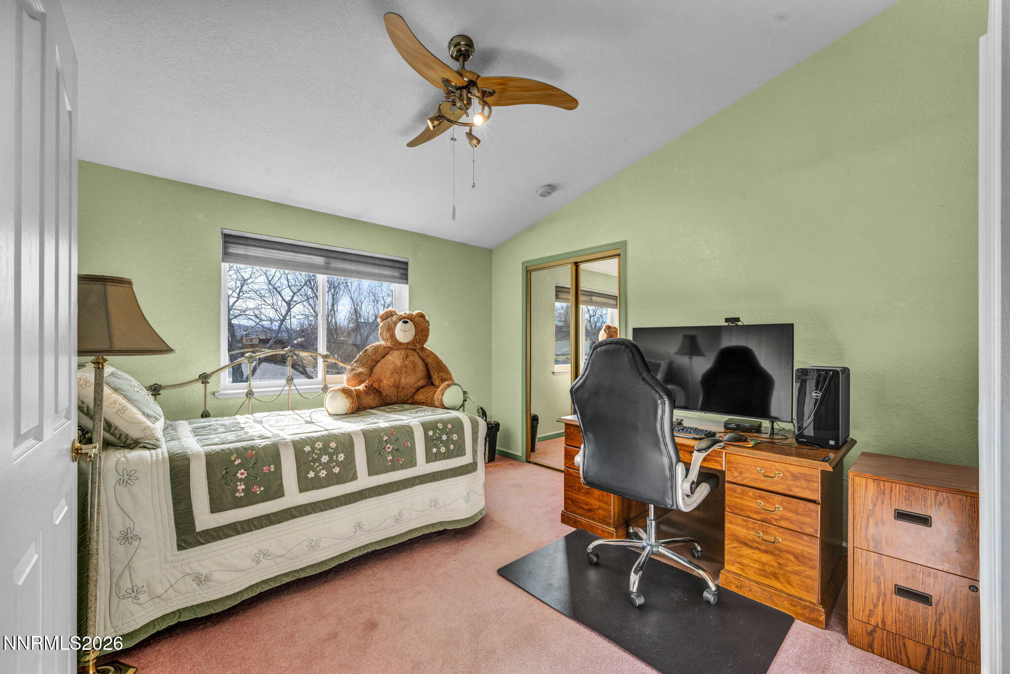 69-web-or-mls-840-russell-way