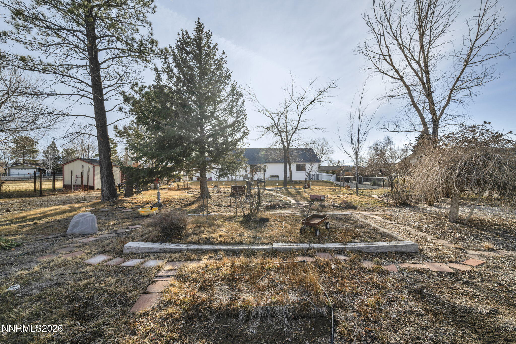 29-web-or-mls-840-russell-way