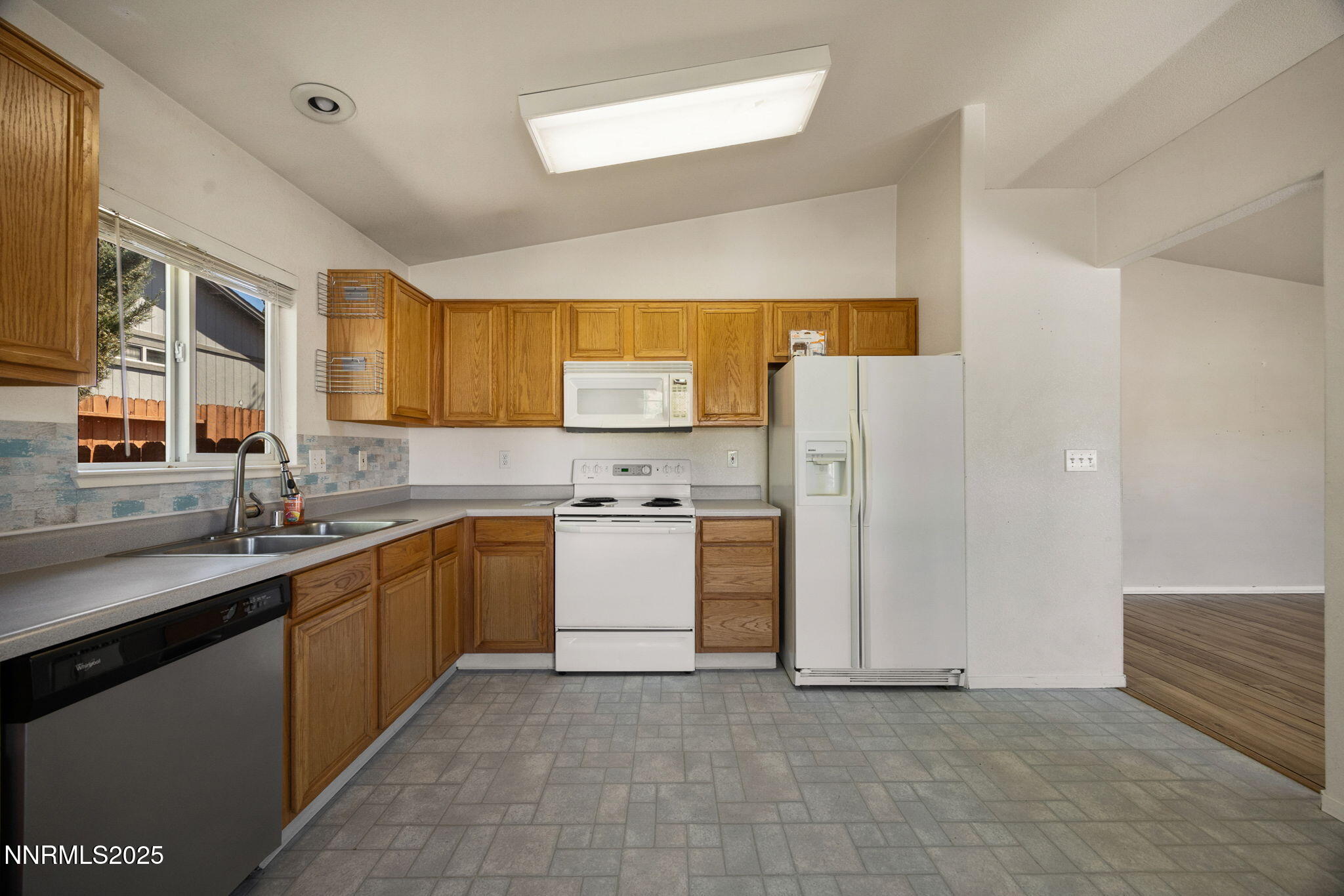 6-web-or-mls-17862 Bear River-8