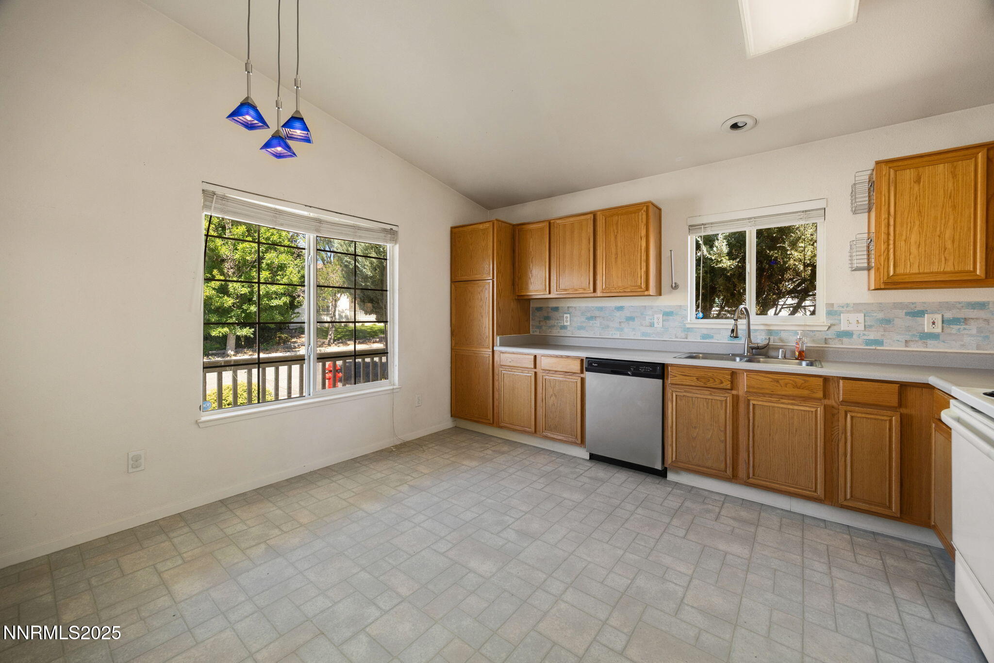 2-web-or-mls-17862 Bear River-5