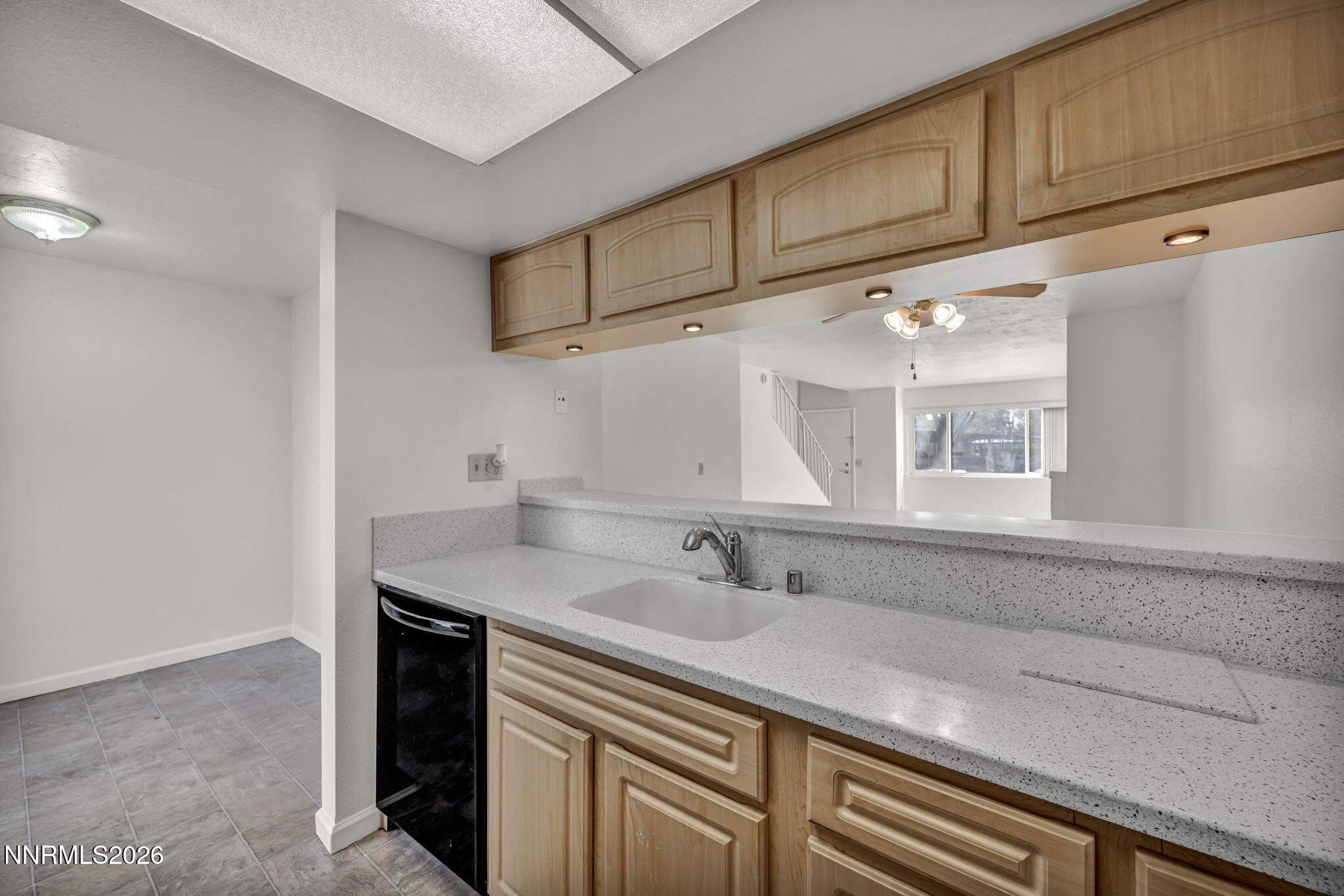 43-web-or-mls-422-barclay-ct