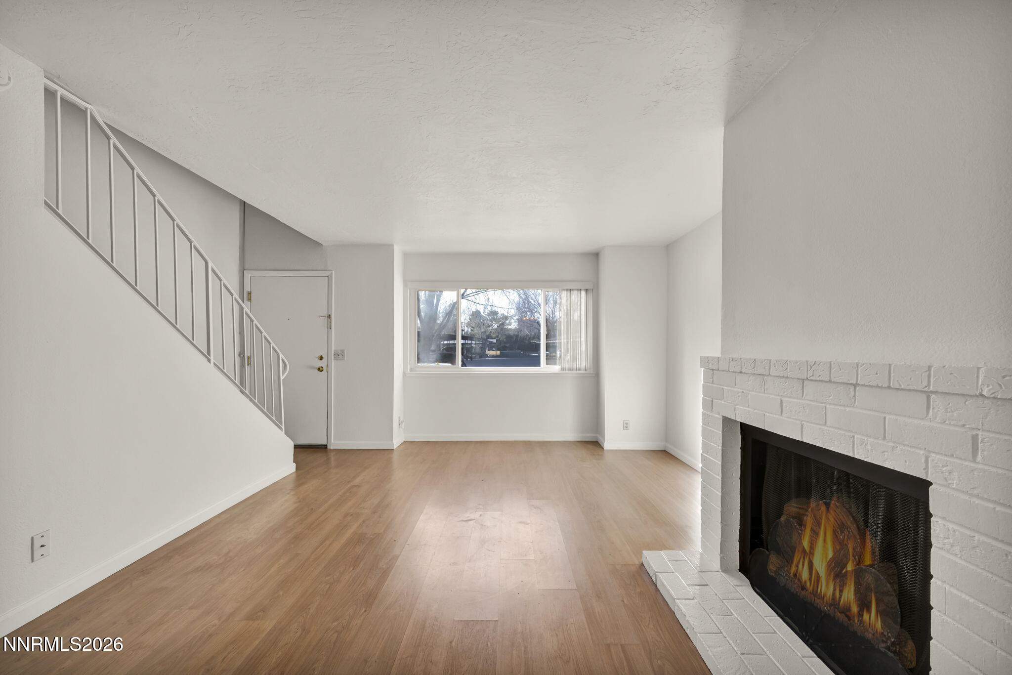 30-web-or-mls-422-barclay-ct