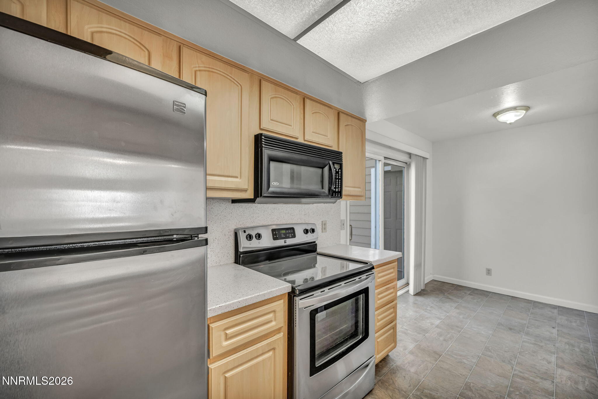 44-web-or-mls-422-barclay-ct