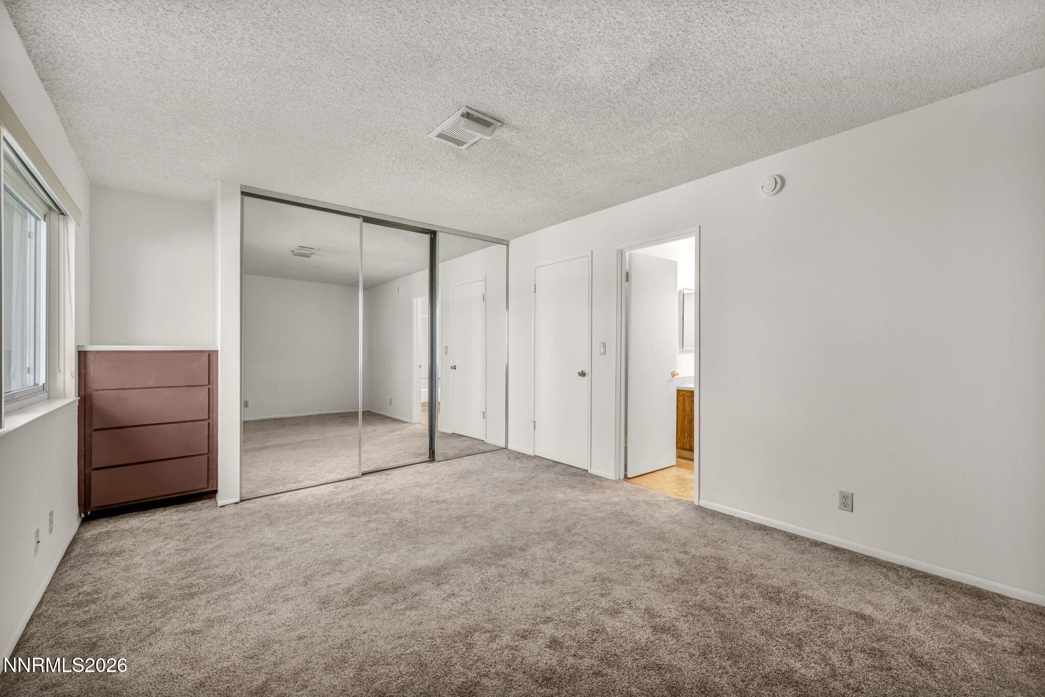 59-web-or-mls-422-barclay-ct