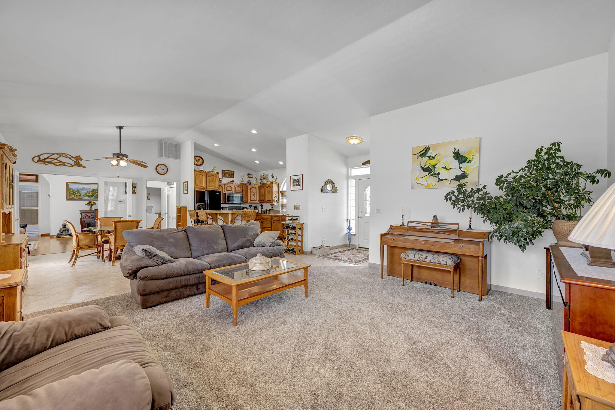 Carson City, Nevada 89701, United States, 3 Bedrooms Bedrooms, ,3 BathroomsBathrooms,Residential,Active,135116