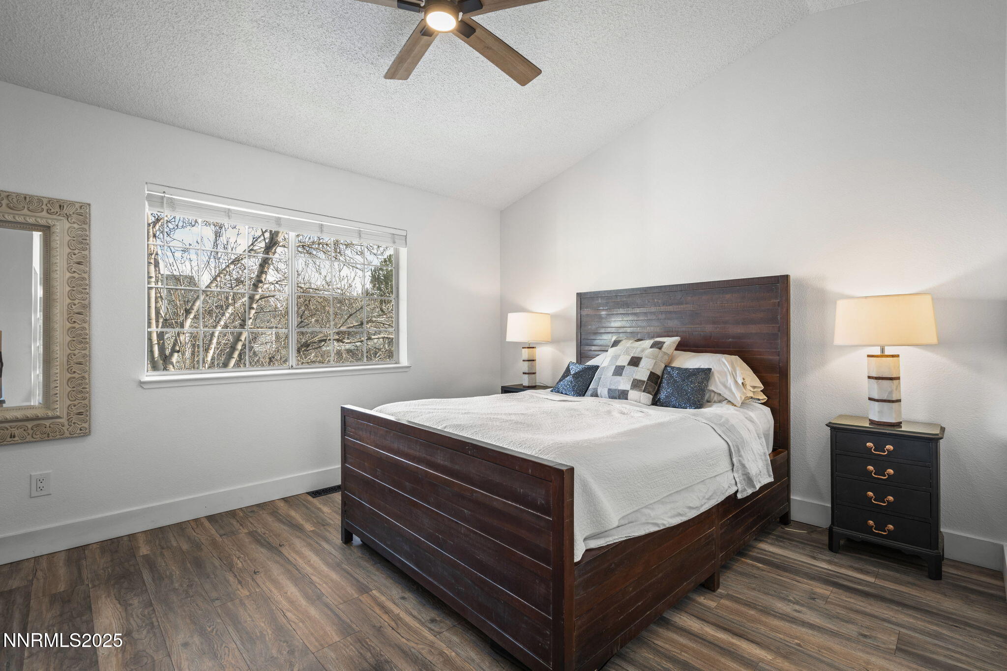 17-web-or-mls-_DSC9607