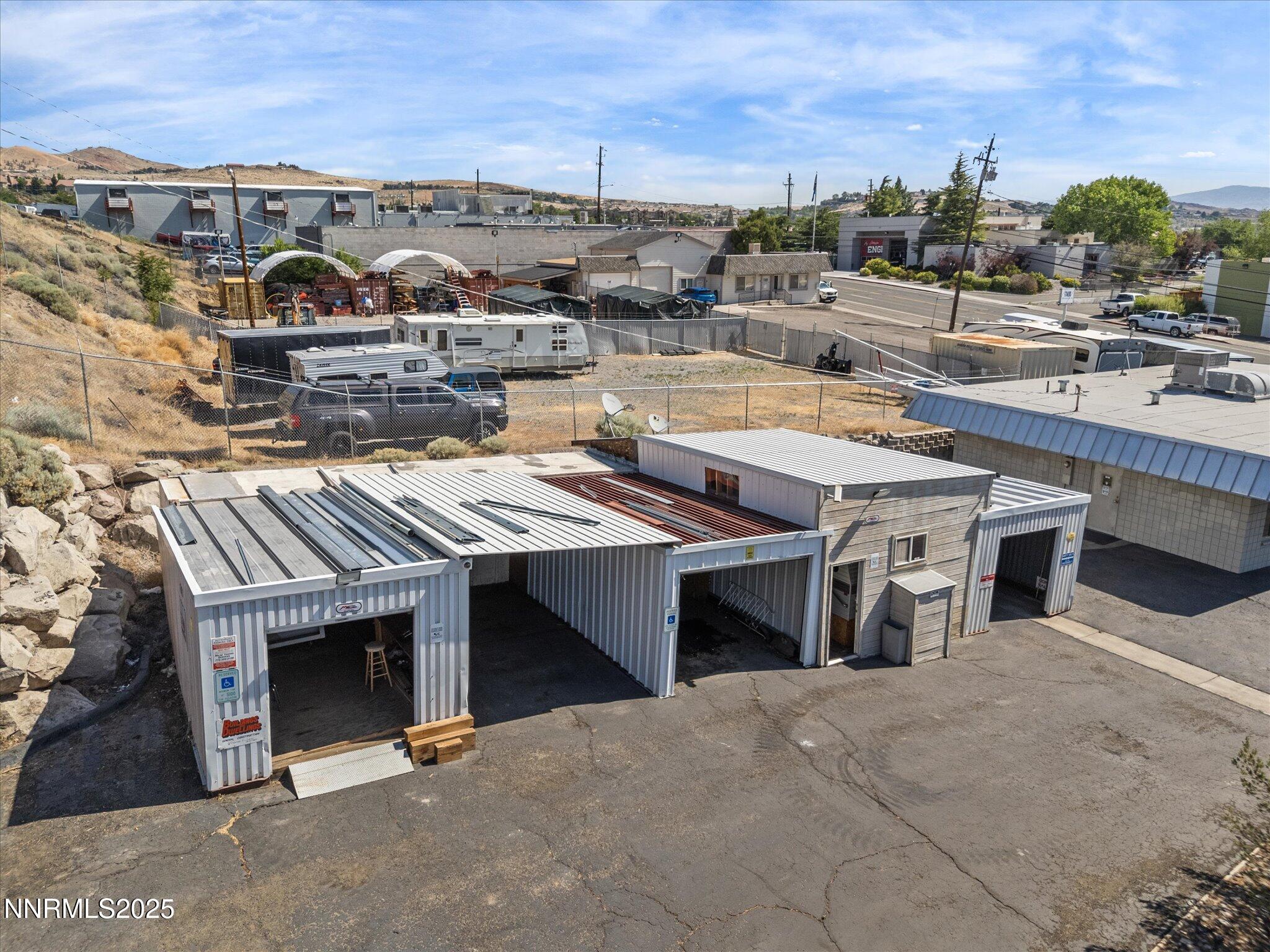 39-2465 Sutro St-138