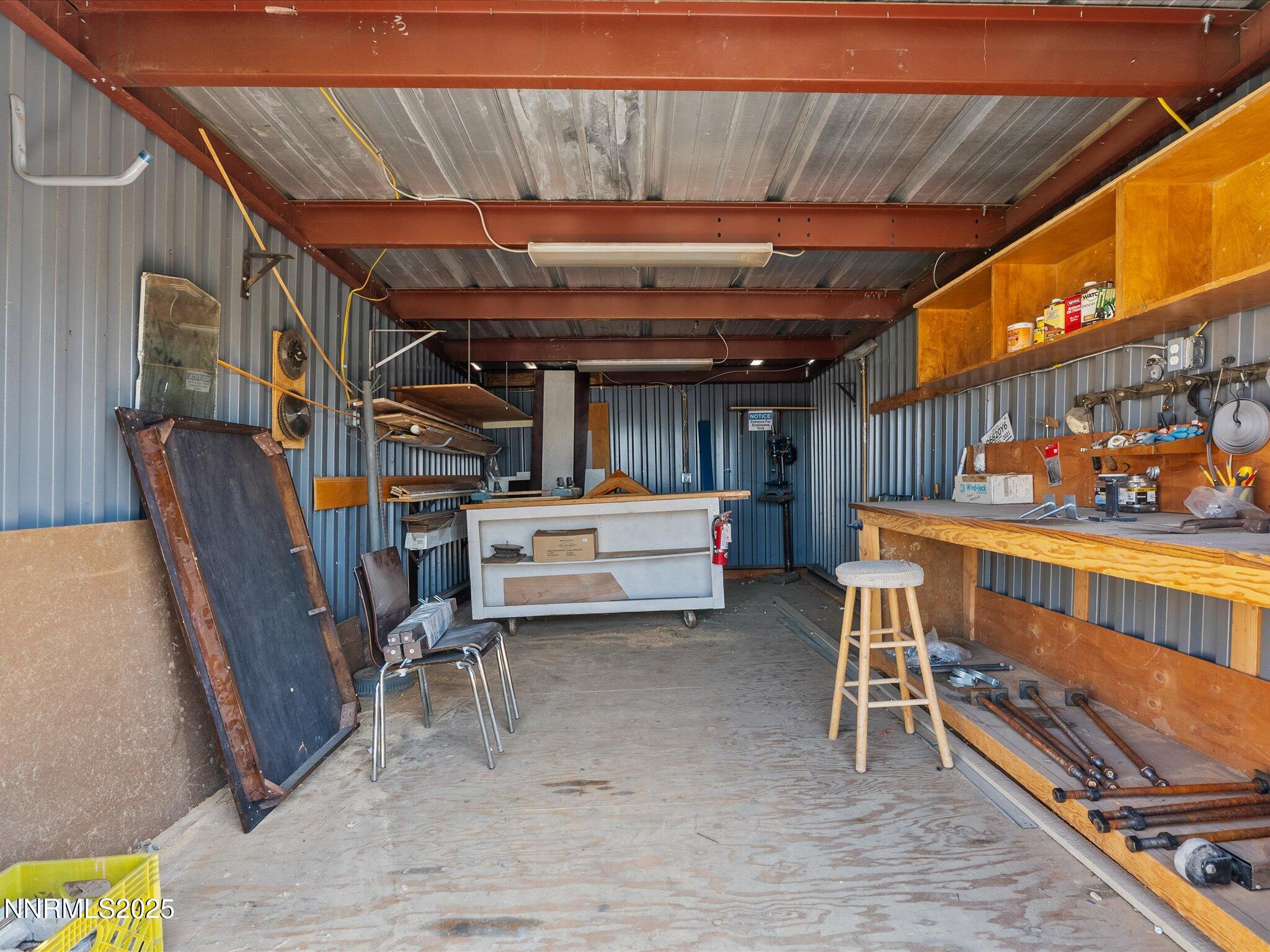 37-2465 Sutro St-136