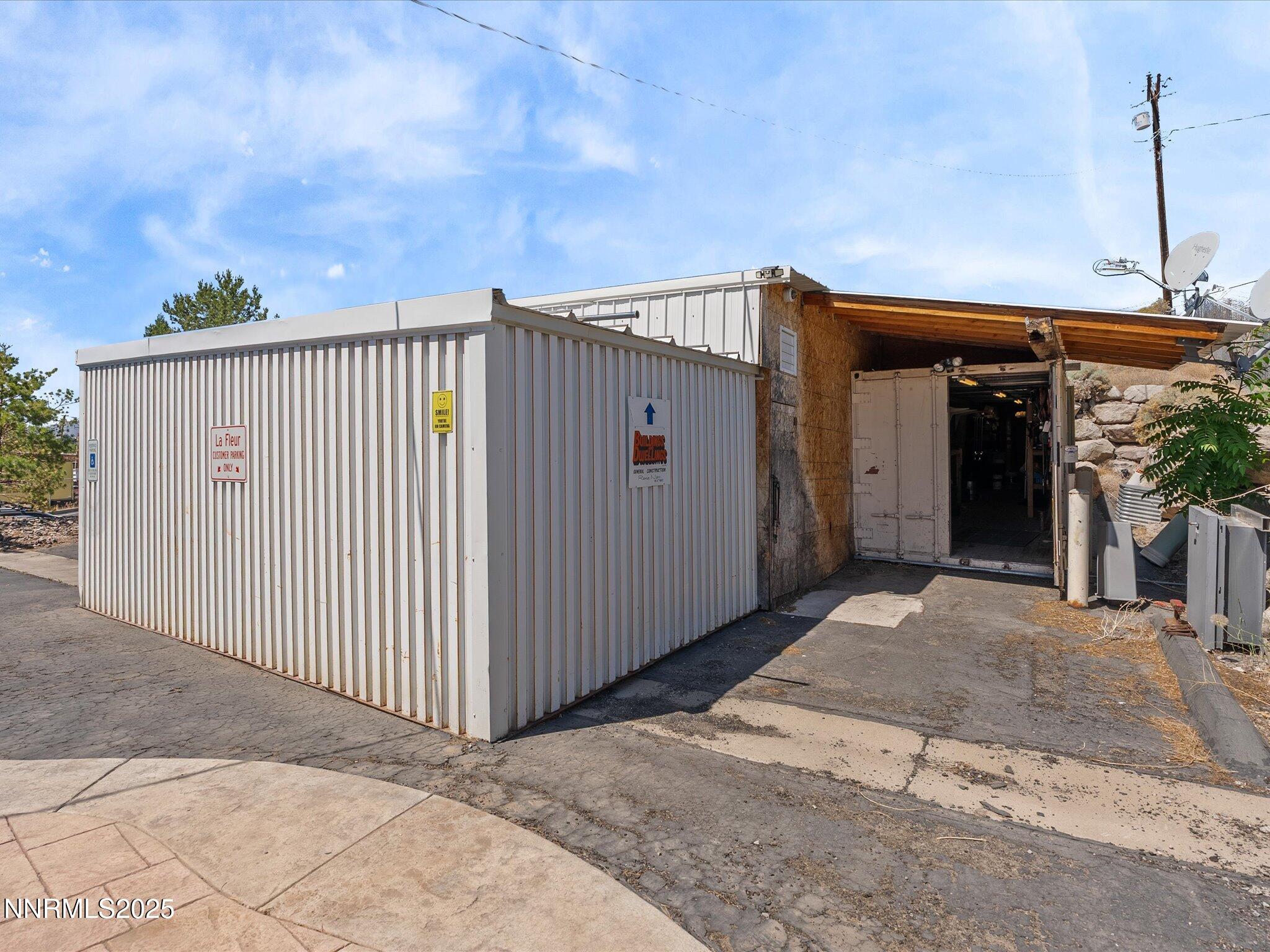 32-2465 Sutro St-131