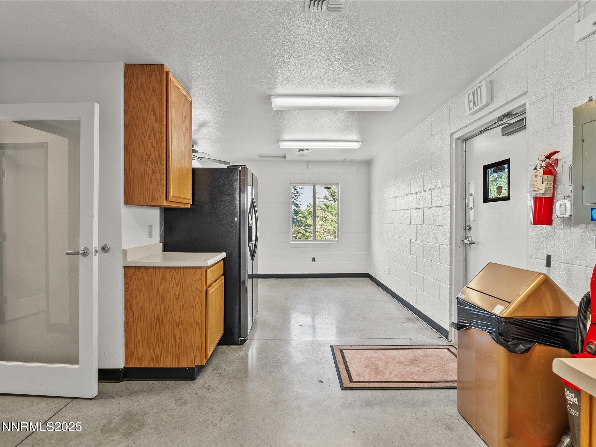 22-2465 Sutro St-121