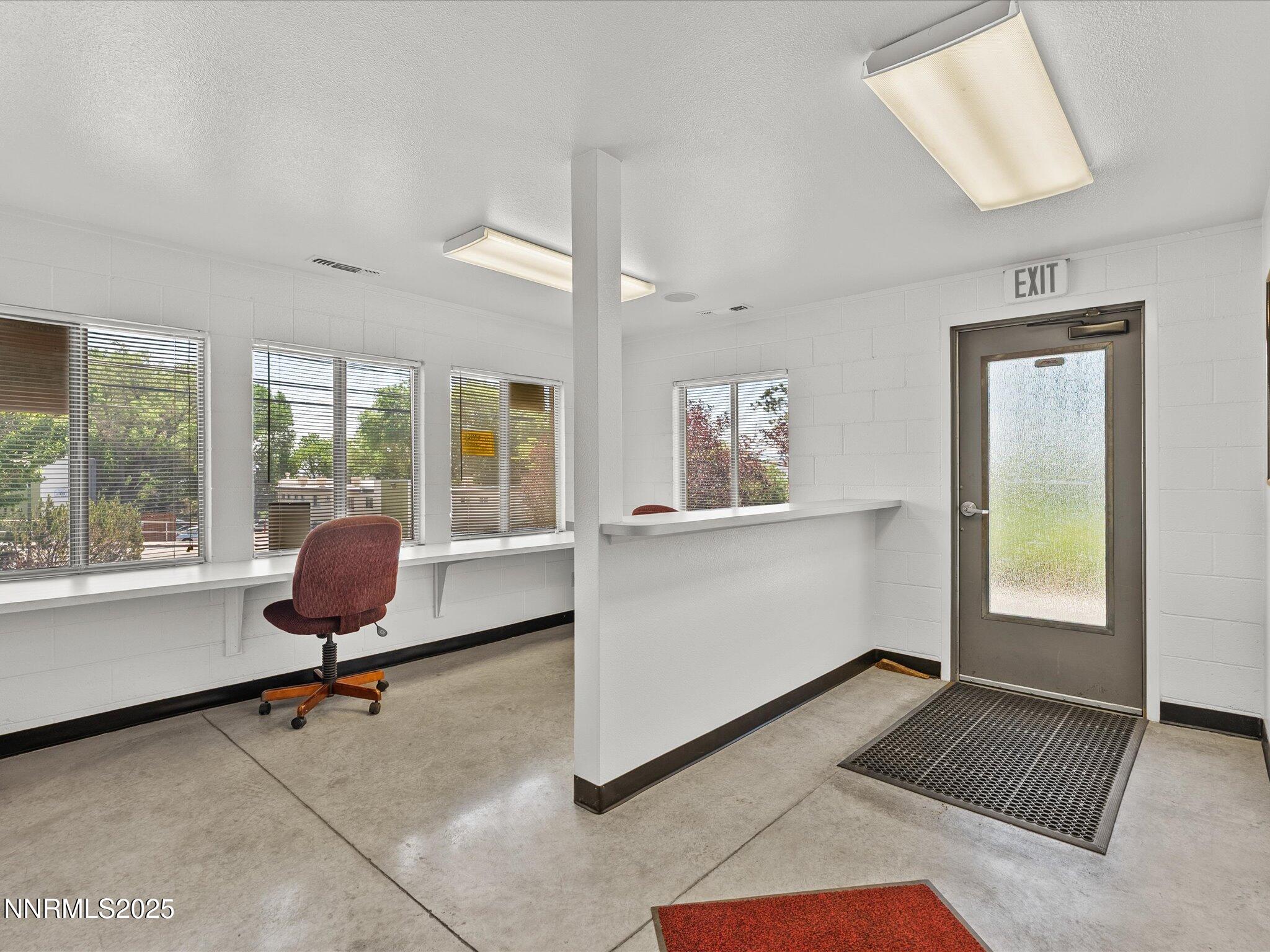 11-2465 Sutro St-110