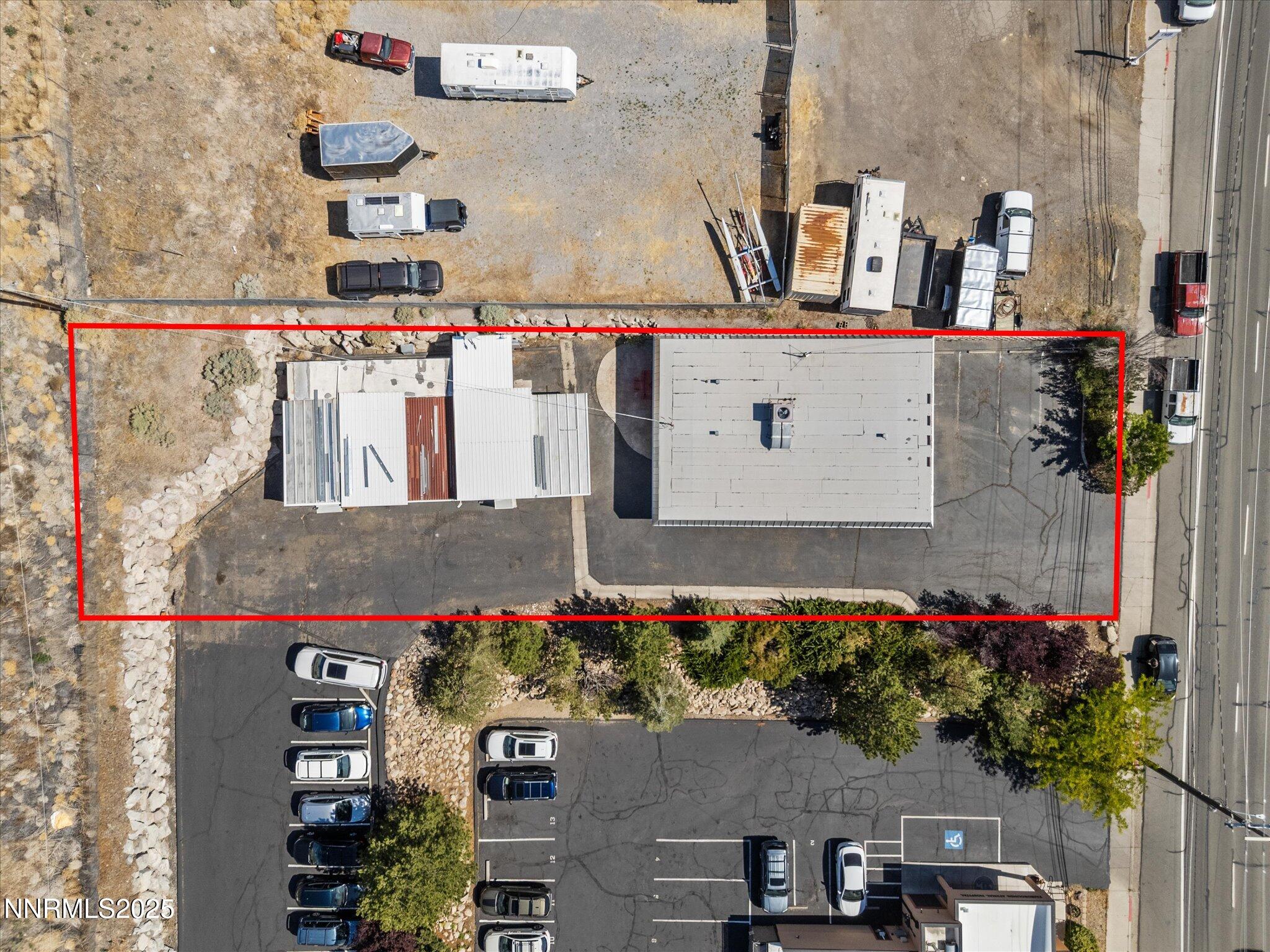 69-2465 Sutro St-168