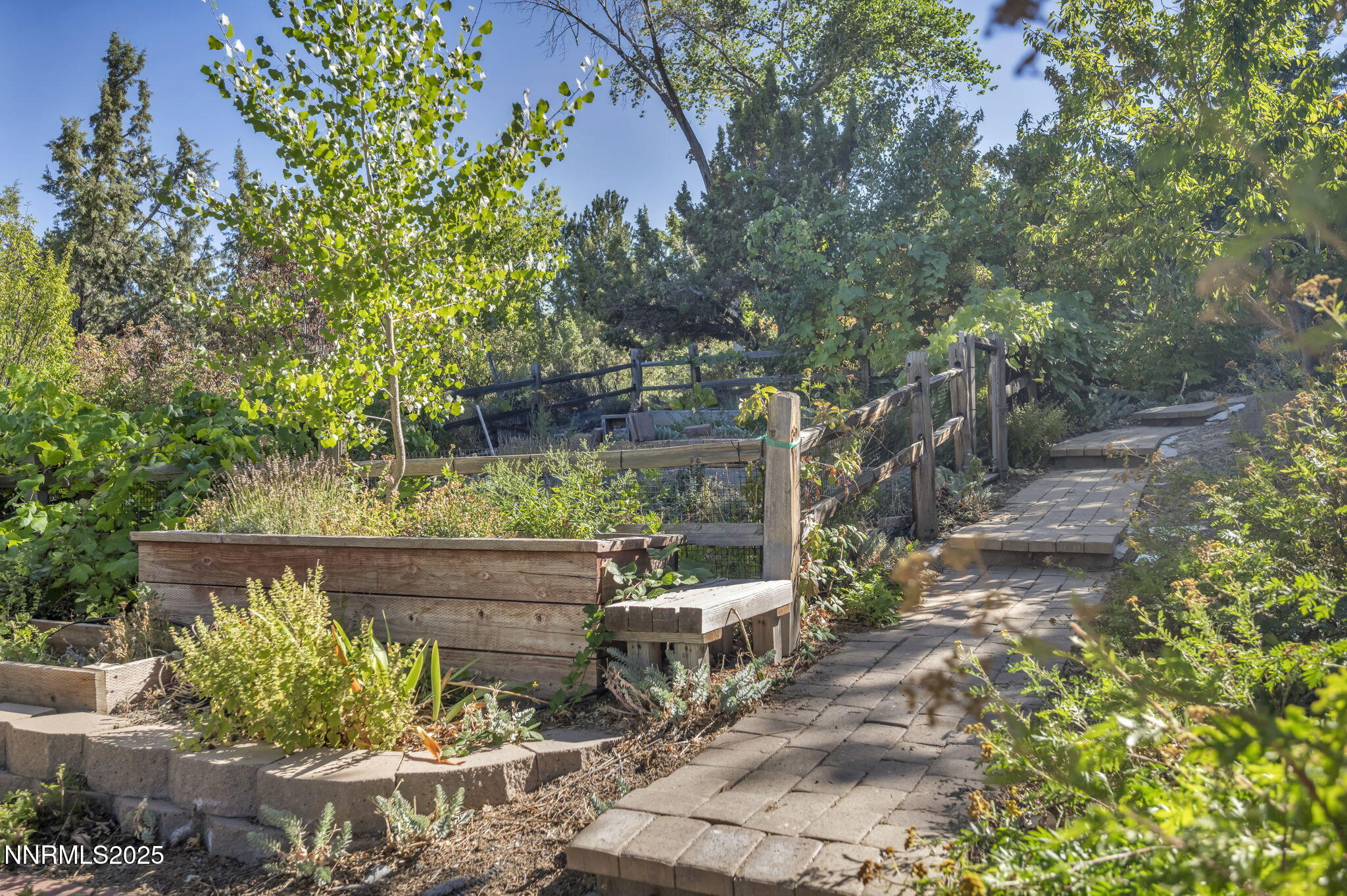 16-web-or-mls-4283-water-hole-rd