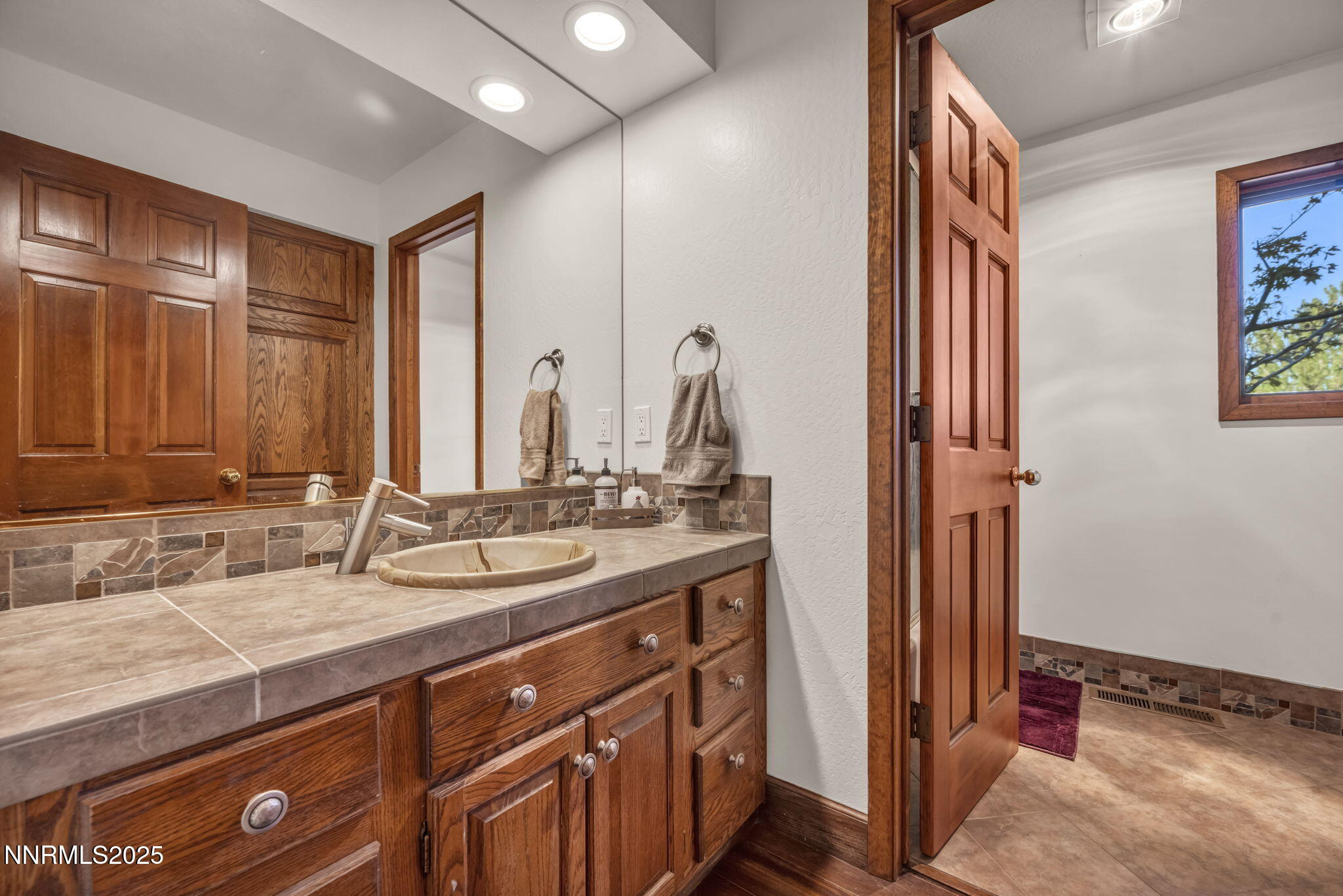 87-web-or-mls-4283-water-hole-rd