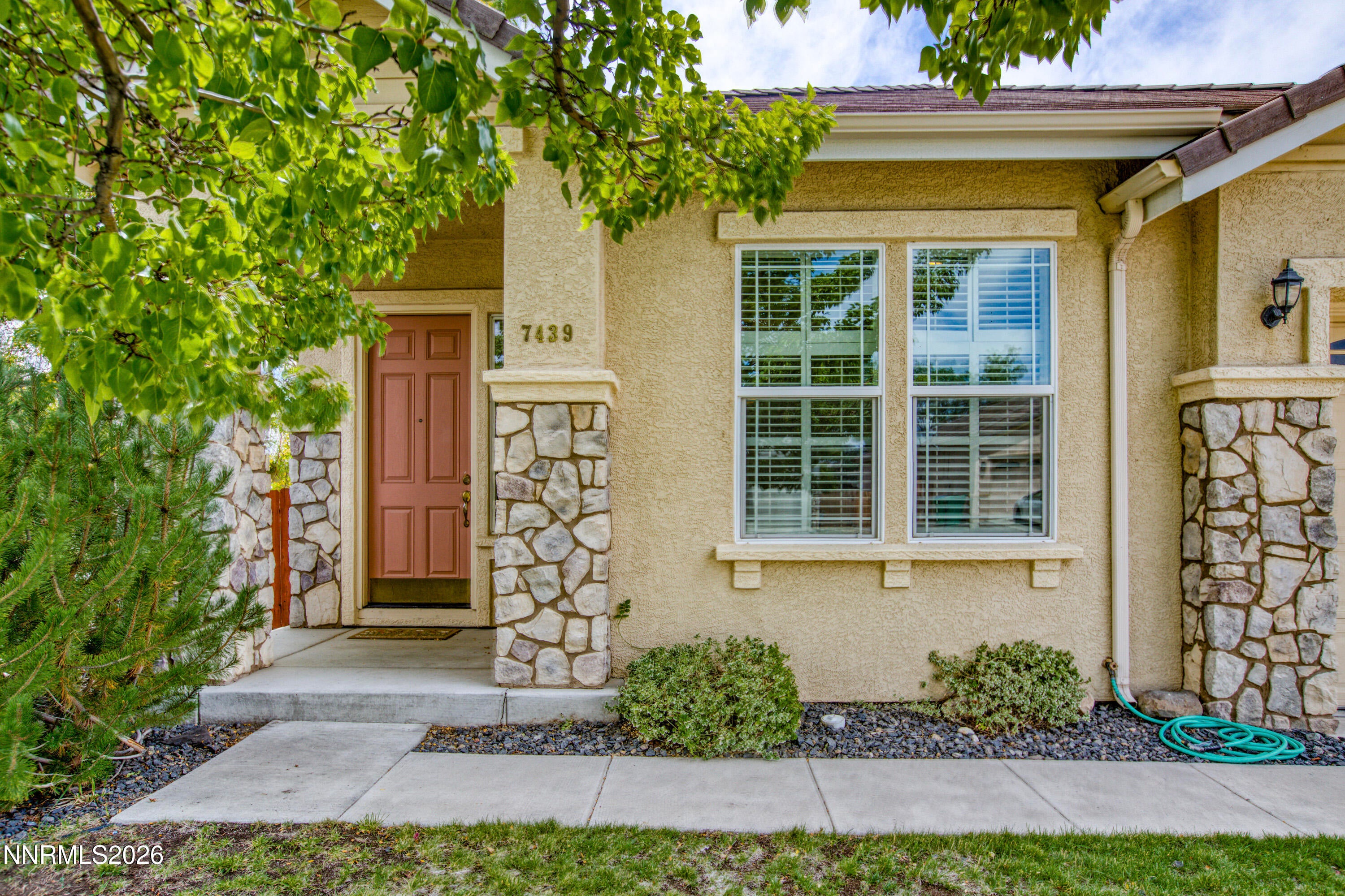 7439 Minkler Court