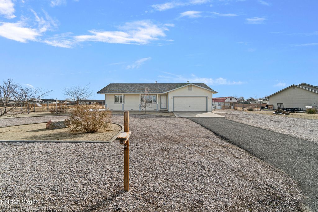 Photo of 4468 Hawk Drive, Fallon, NV 89406 (MLS # 260001986)