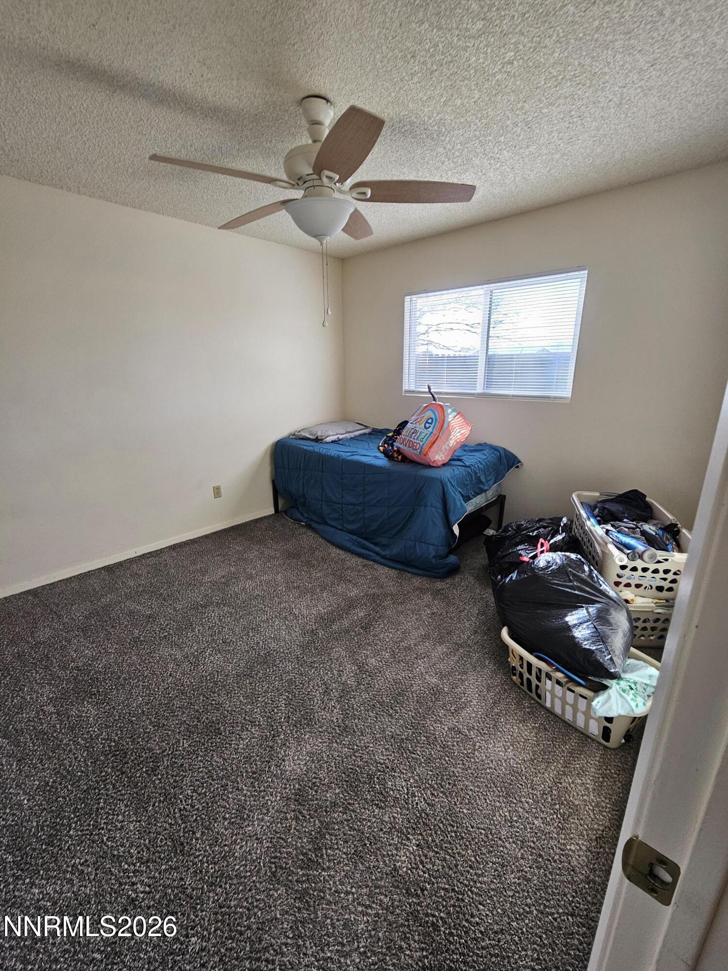 1235 W Newlands Drive