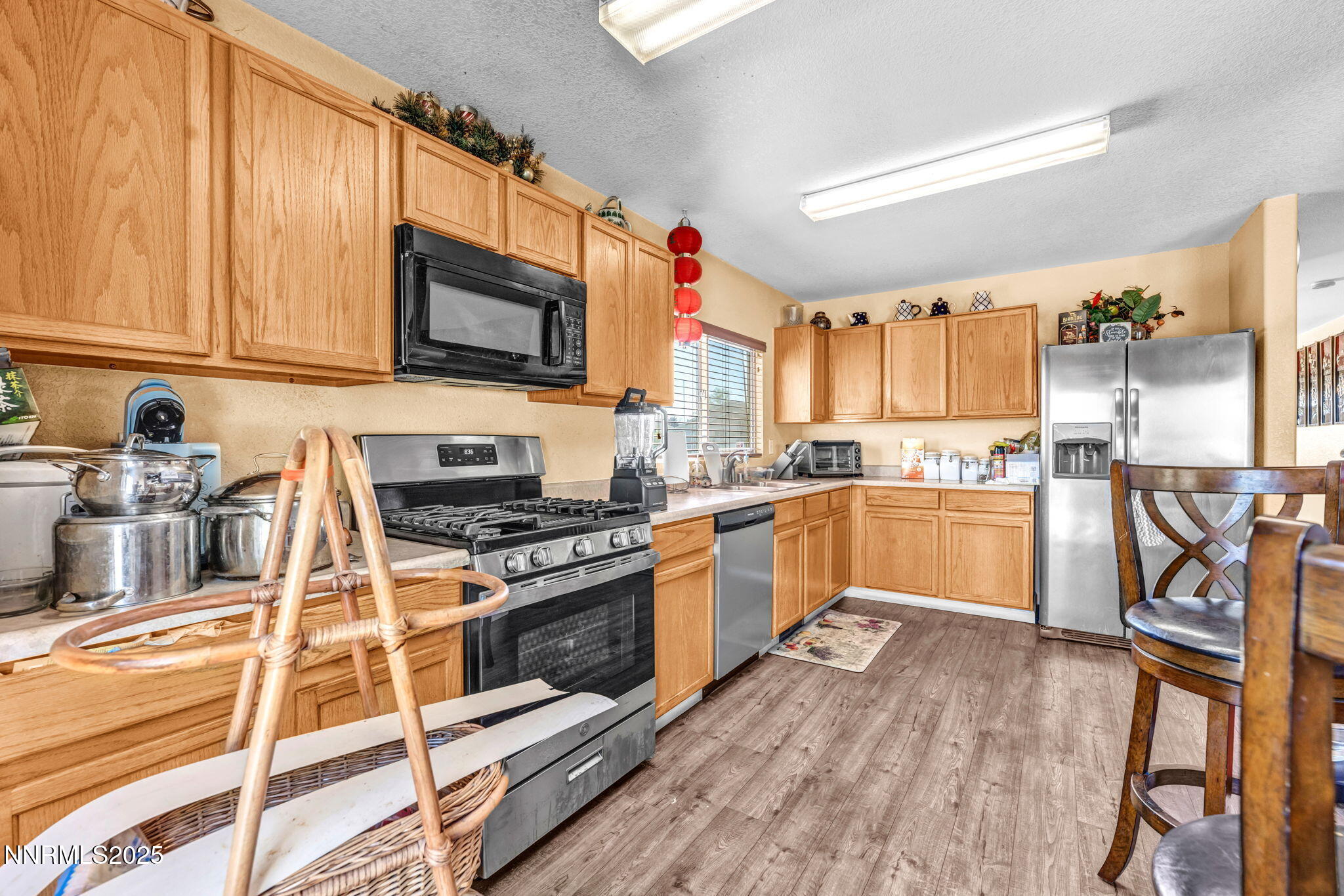 42-web-or-mls-9599-canyon-meadows-dr