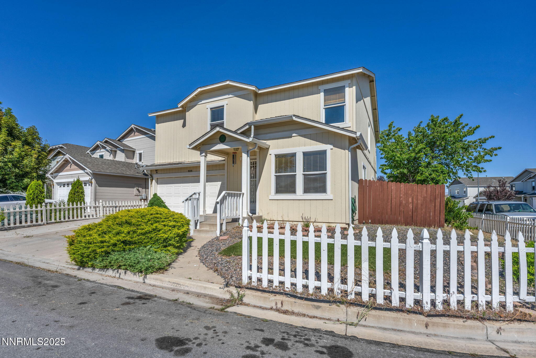 2-web-or-mls-9599-canyon-meadows-dr