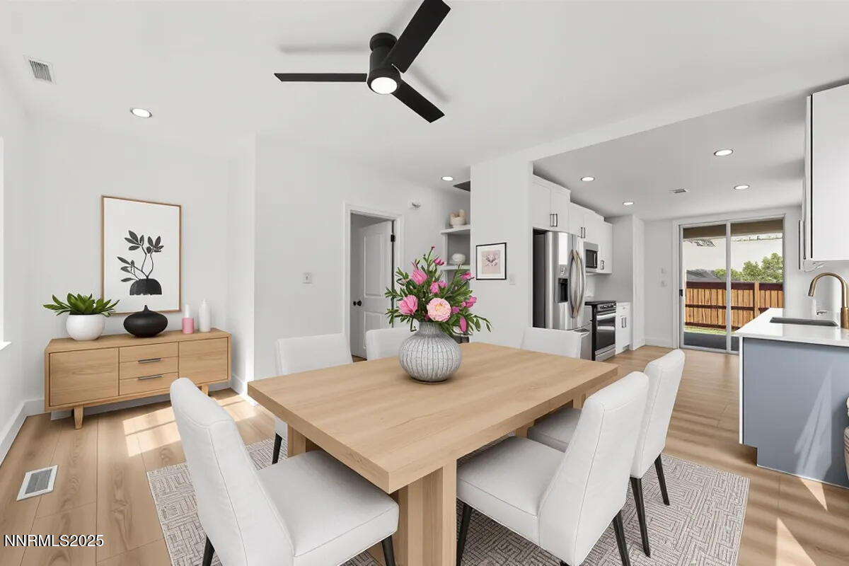 Cambridge Dining Staged