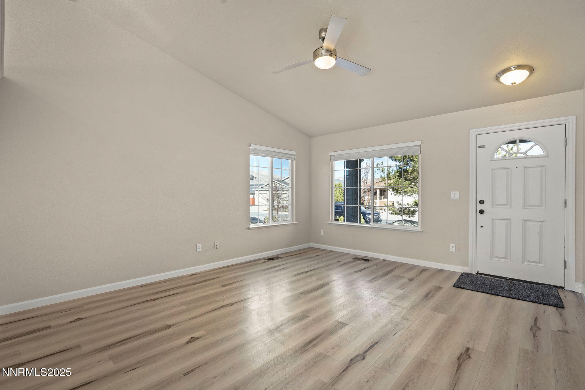 5-web-or-mls-_DSC0686