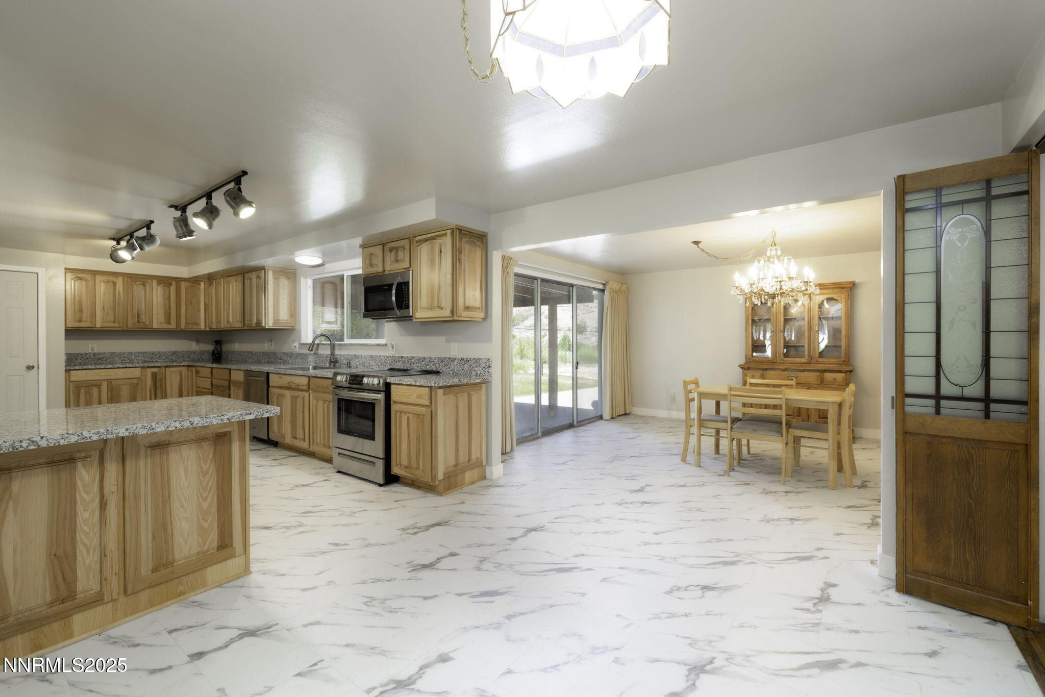 12-web-or-mls-4879 Idlewild-12