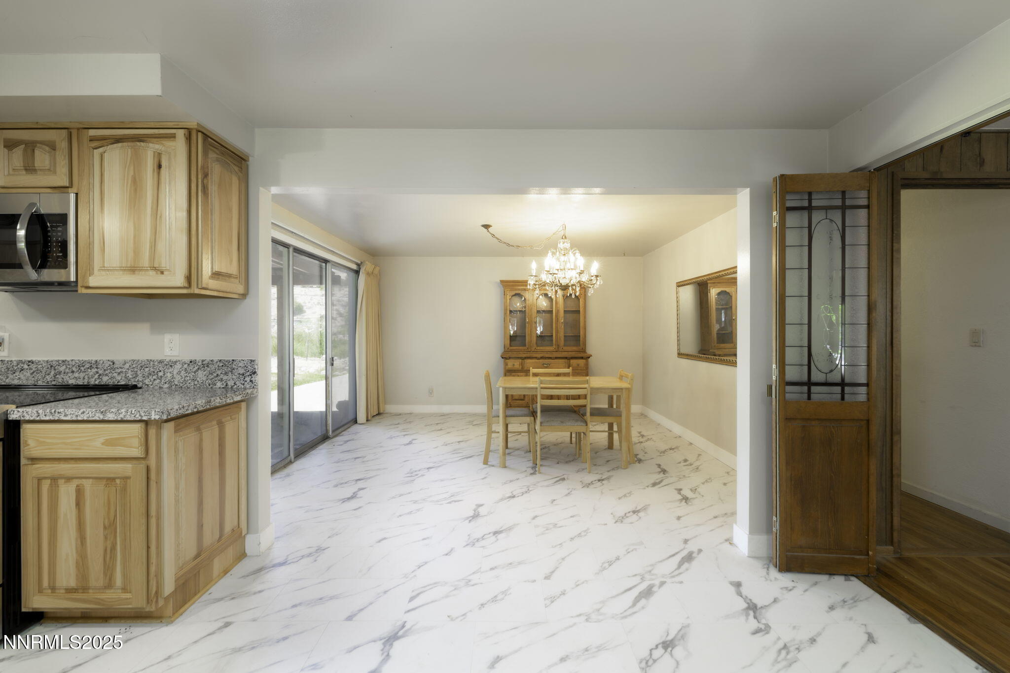 13-web-or-mls-4879 Idlewild-13