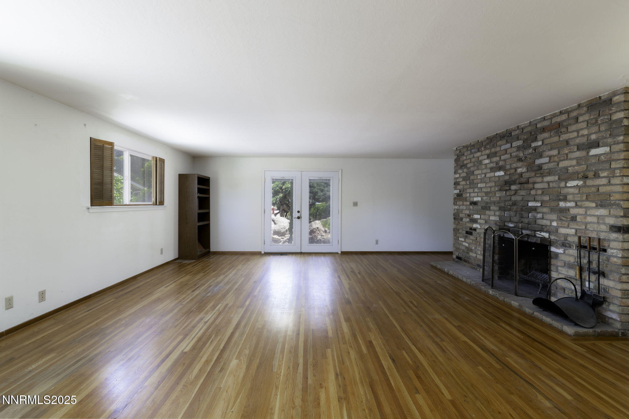 19-web-or-mls-4879 Idlewild-19