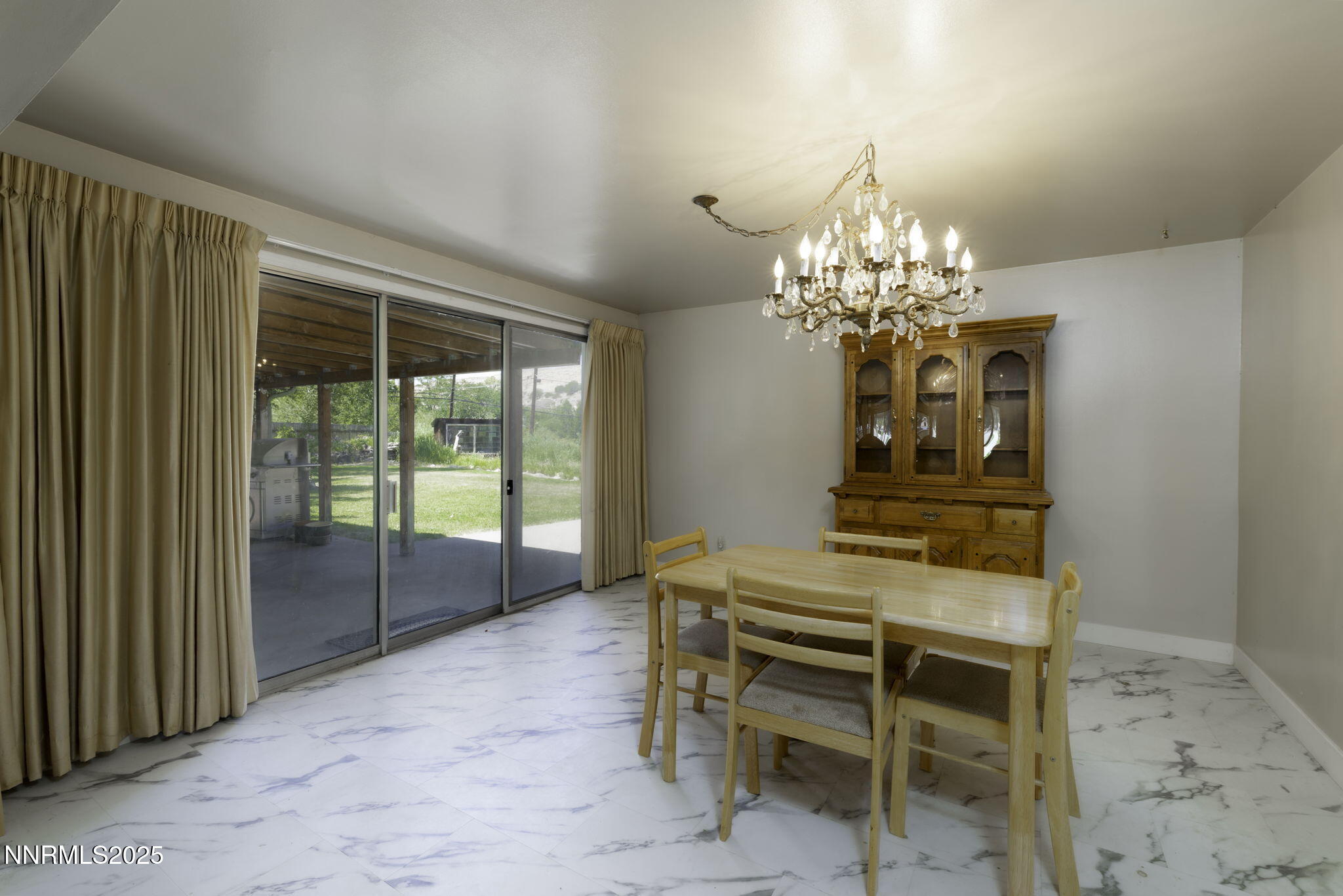 14-web-or-mls-4879 Idlewild-14