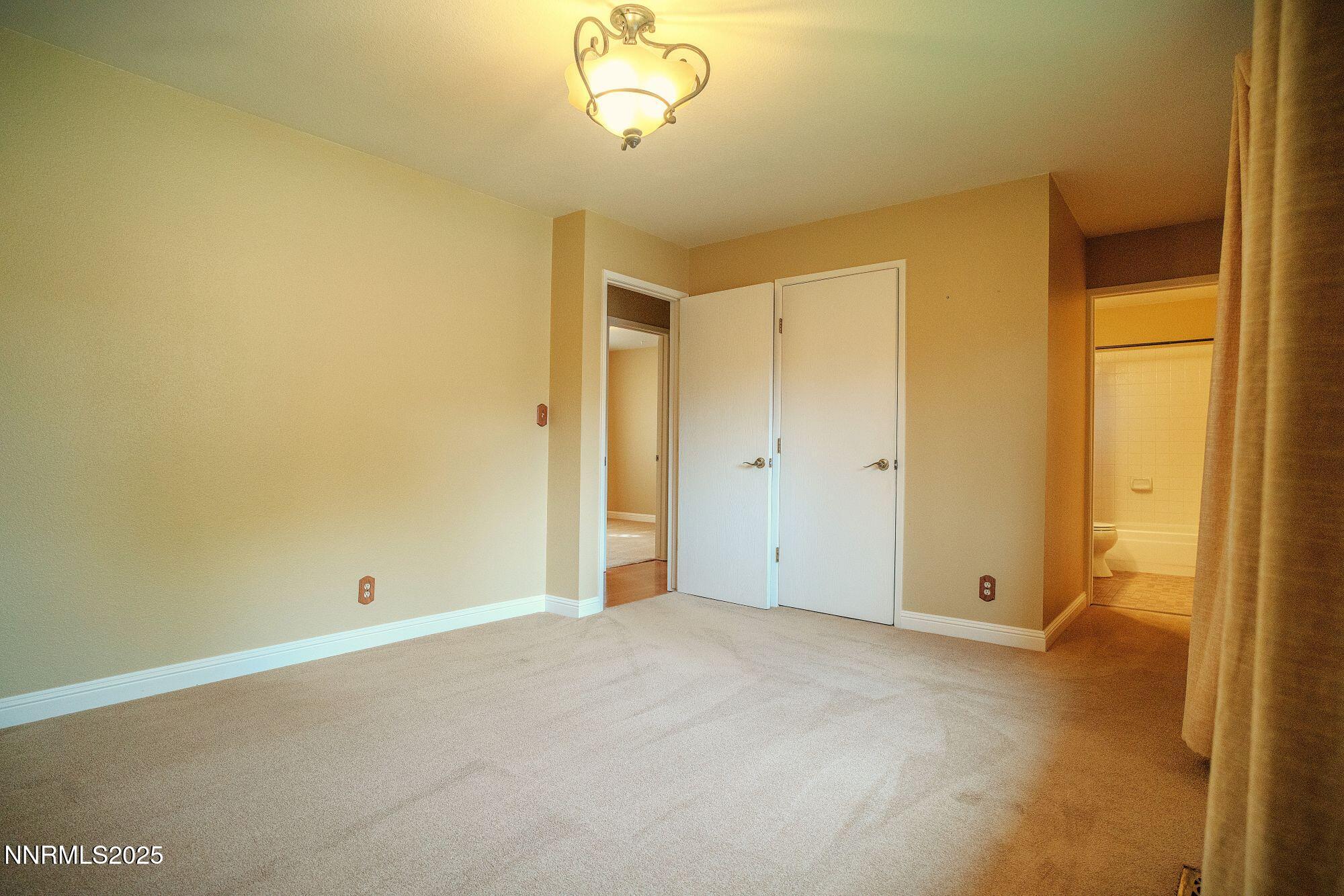 11 Master Bedroom_Bare