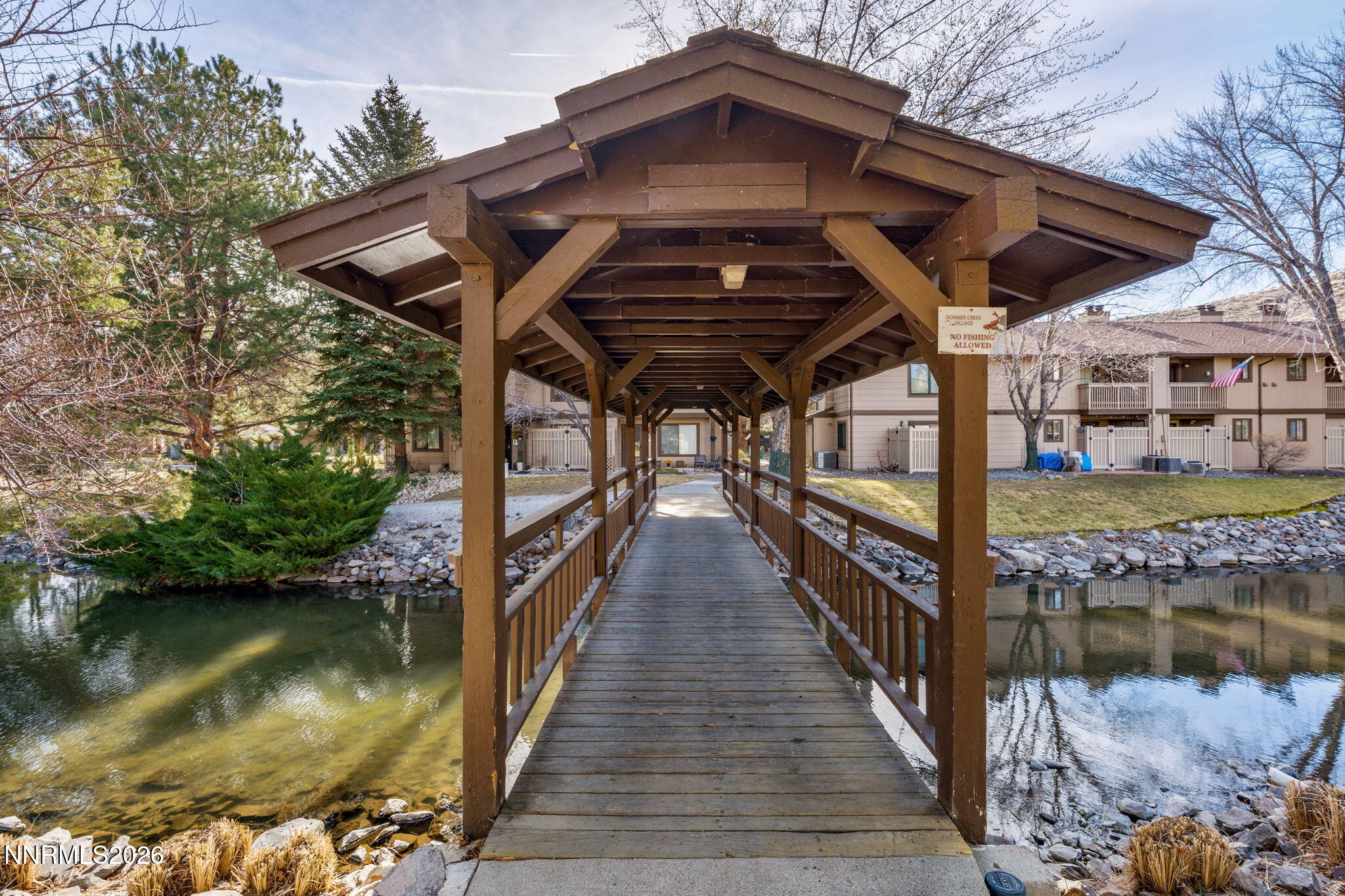 8-web-or-mls-A7V04293