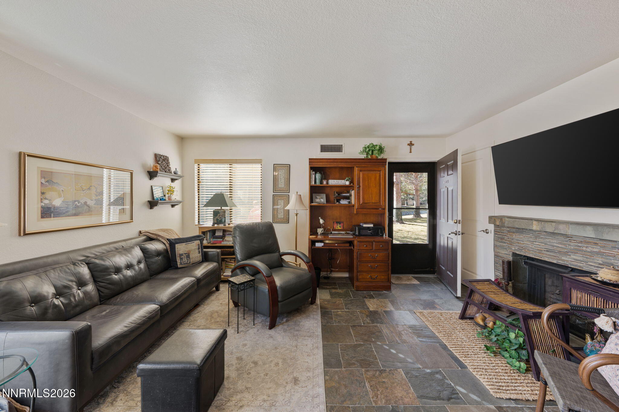 29-web-or-mls-A7V04417