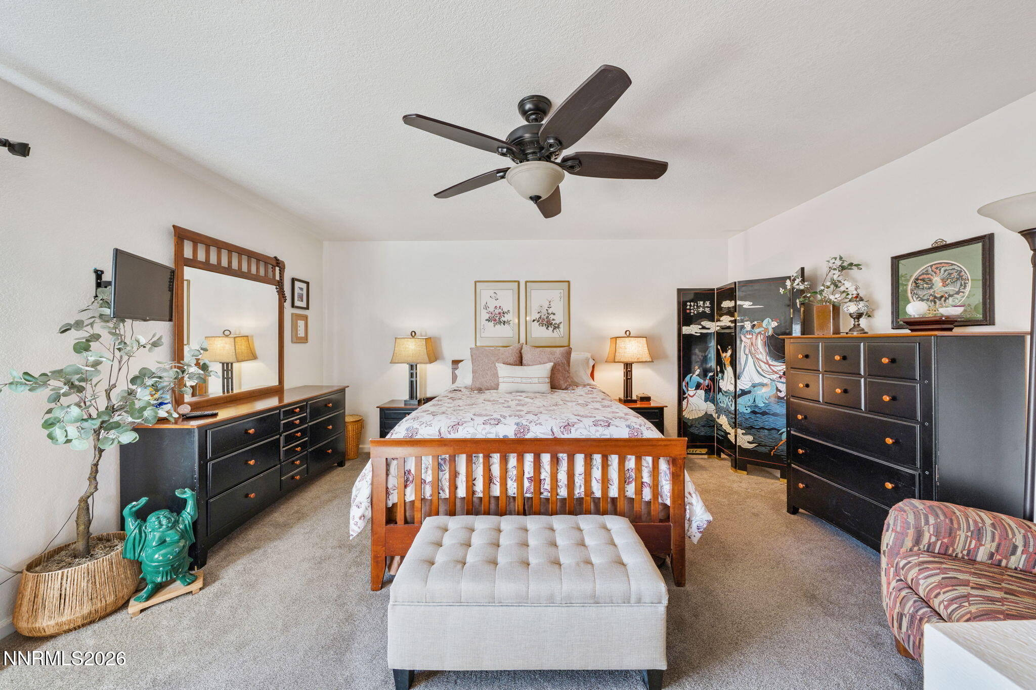 11-web-or-mls-A7V04310