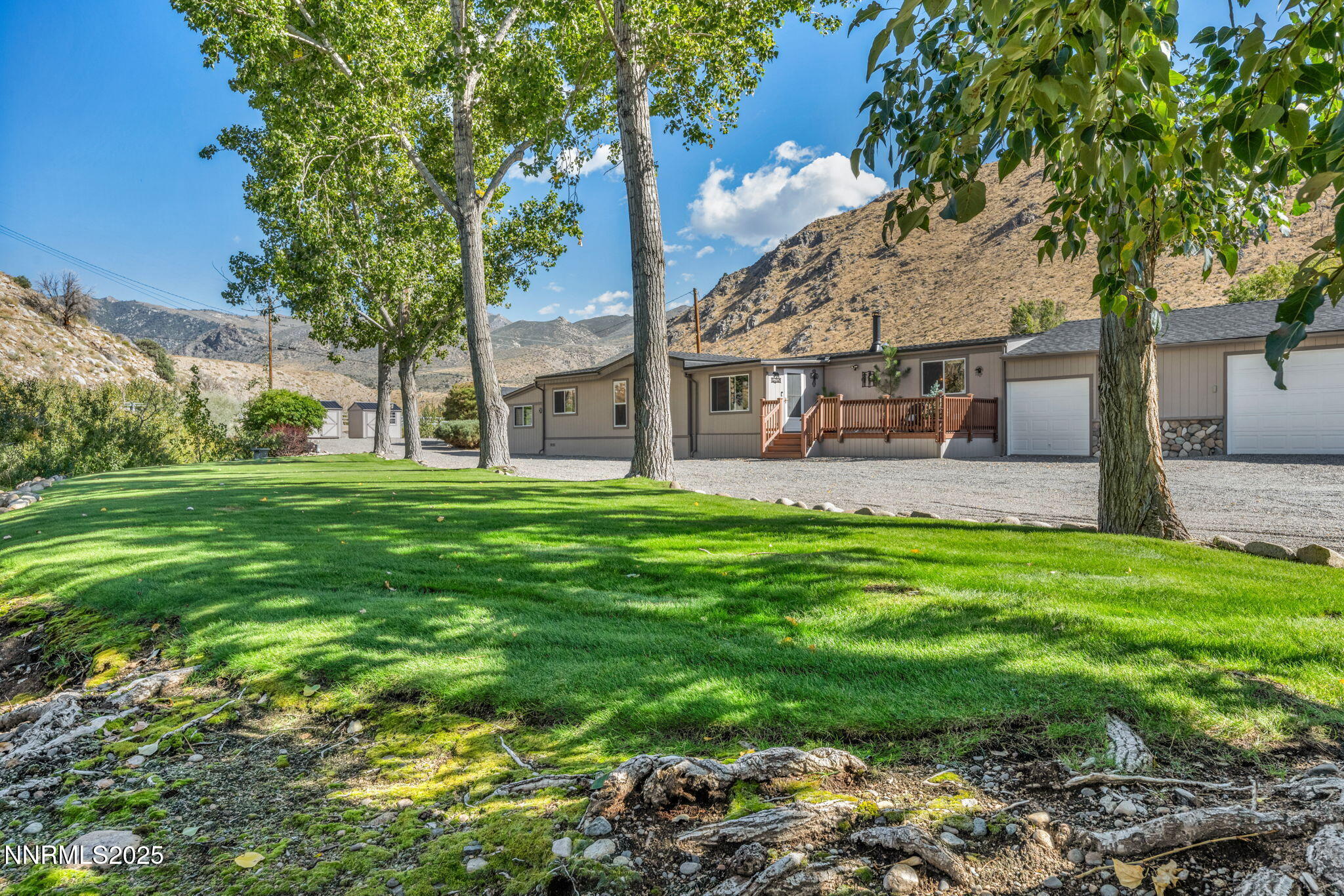 17-web-or-mls-45-n-river-ln