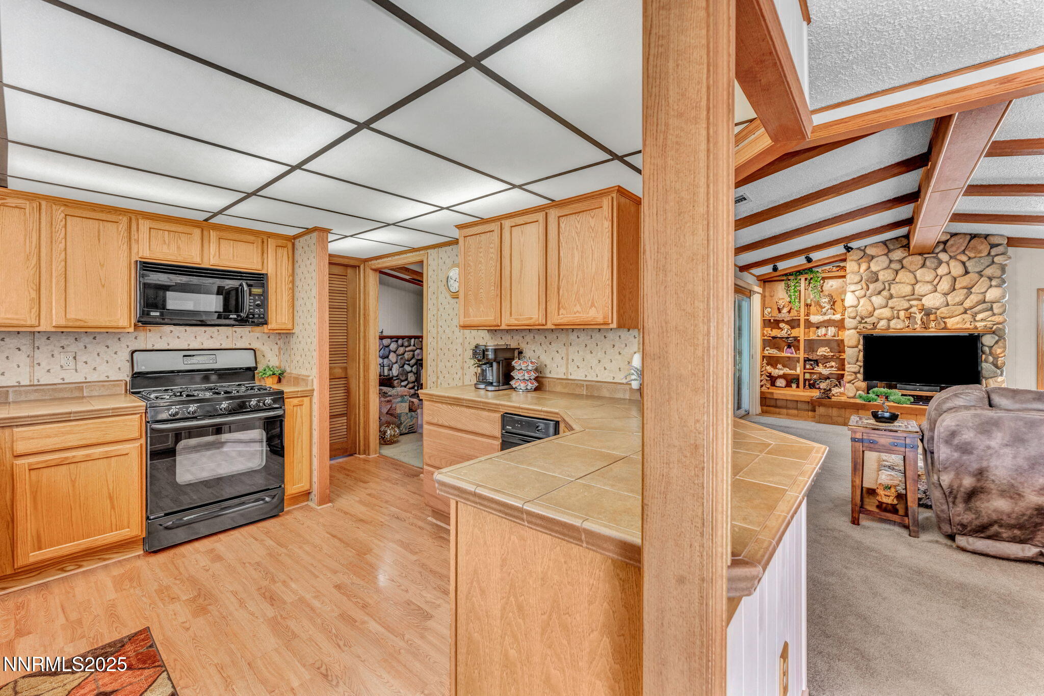 53-web-or-mls-45-n-river-ln